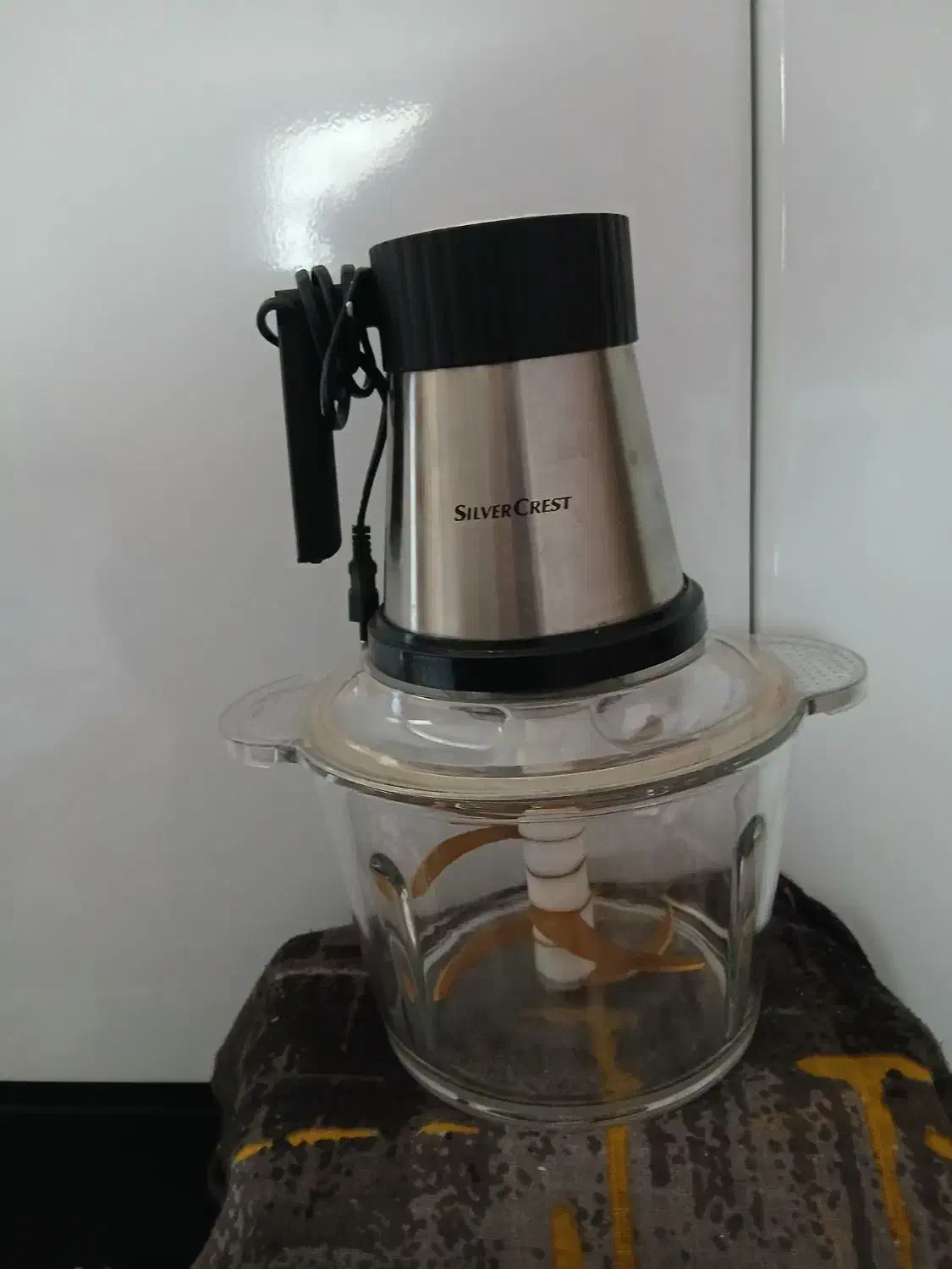 خردکن|خردکن، آسیاب، غذاساز|شیروان (لرستان), |دیوار