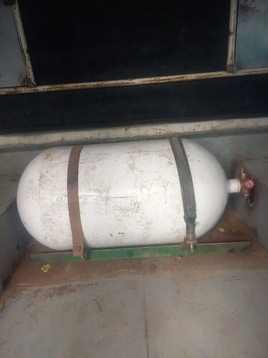 کپسول سی ن جی گاز|قطعات یدکی و لوازم جانبی|سنندج, |دیوار