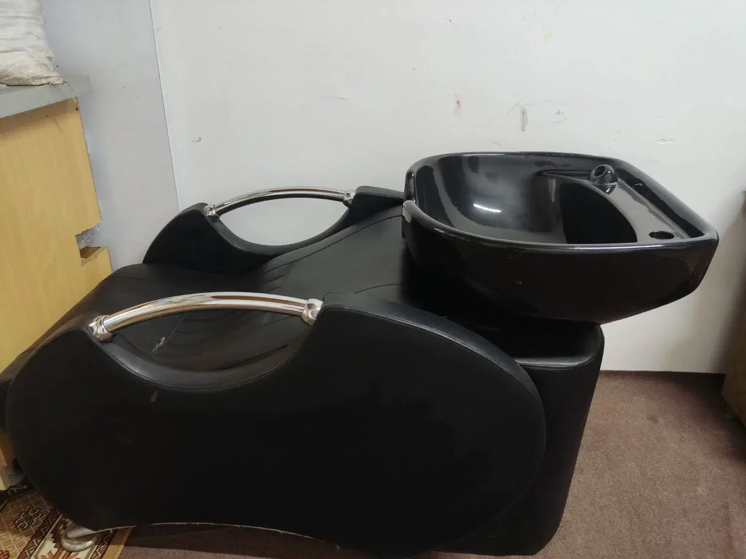 سرشور طرح چرم در حد نو|آرایشگاه و سالن‌های زیبایی|لاهیجان, مهرگان|دیوار