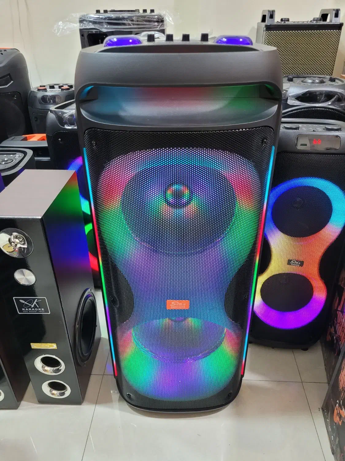 اسپیکر غول پیکر دو ثاب ۱۲ زد کیو اس برق مستقیم|سیستم صوتی خانگی|قم, حاج زینل|دیوار