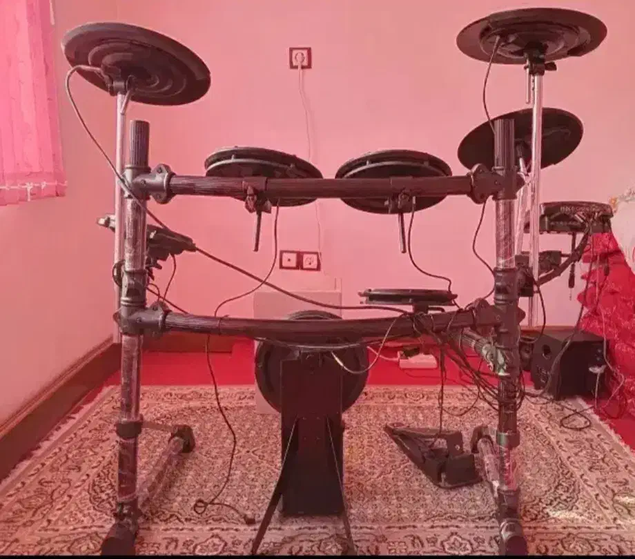 درام موکو ۵۰۹|درام و پرکاشن|کرمان, |دیوار