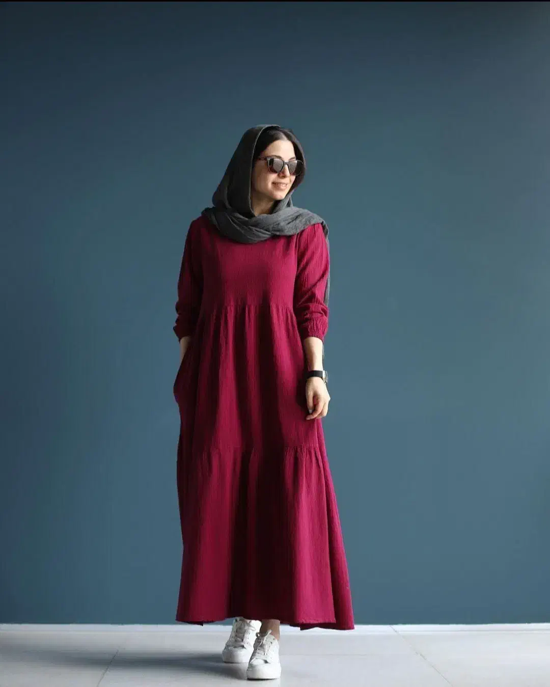 فروشنده خانم مجرد جهت پوشاک زنانه|استخدام بازاریابی و فروش|بروجرد, |دیوار