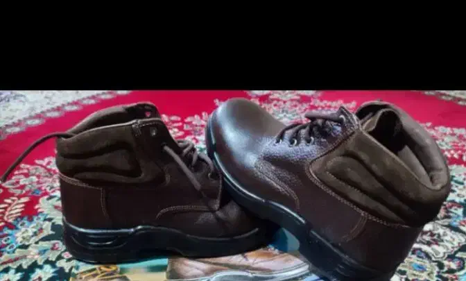 کفش ایمنی جنس عالی۴۱پایارا۸۰۰|کیف، کفش، کمربند|اهواز, کوی رمضان|دیوار