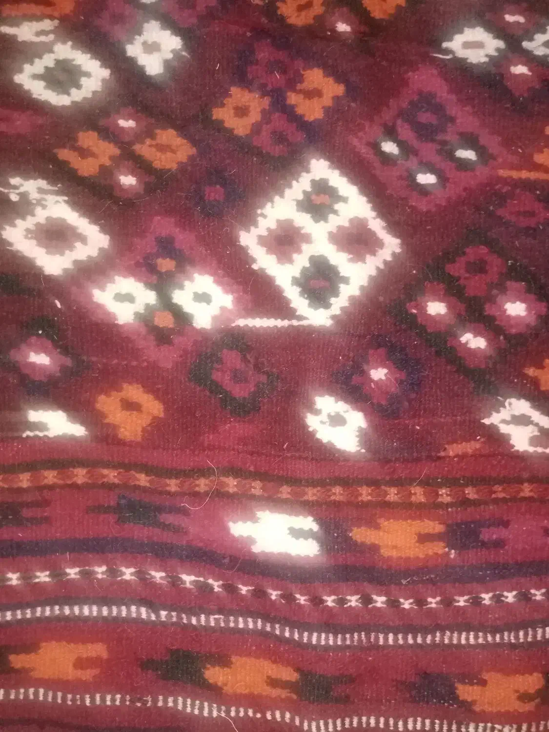 فرش و گلیم دست بافت|فرش|ایذه, |دیوار