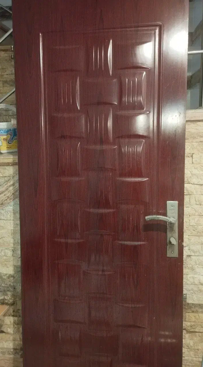 ۵ درب قهوه ای در حد نو|مصالح و تجهیزات ساختمان|رشت, خمیران زاهدان|دیوار