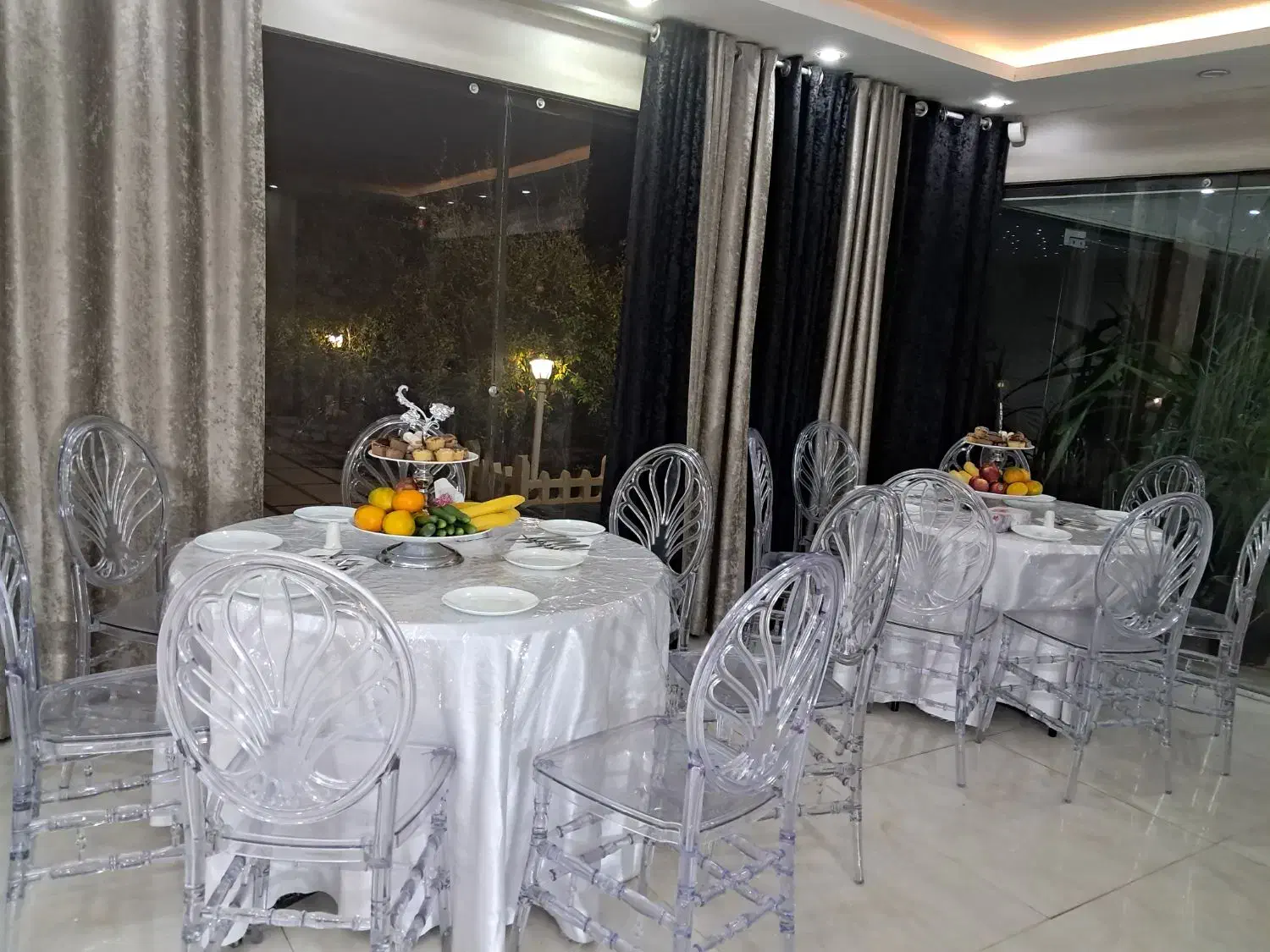 کرایه ی انواع میز و صندلی وکولر و باند|خدمات پذیرایی، مراسم|اصفهان, بهارستان|دیوار