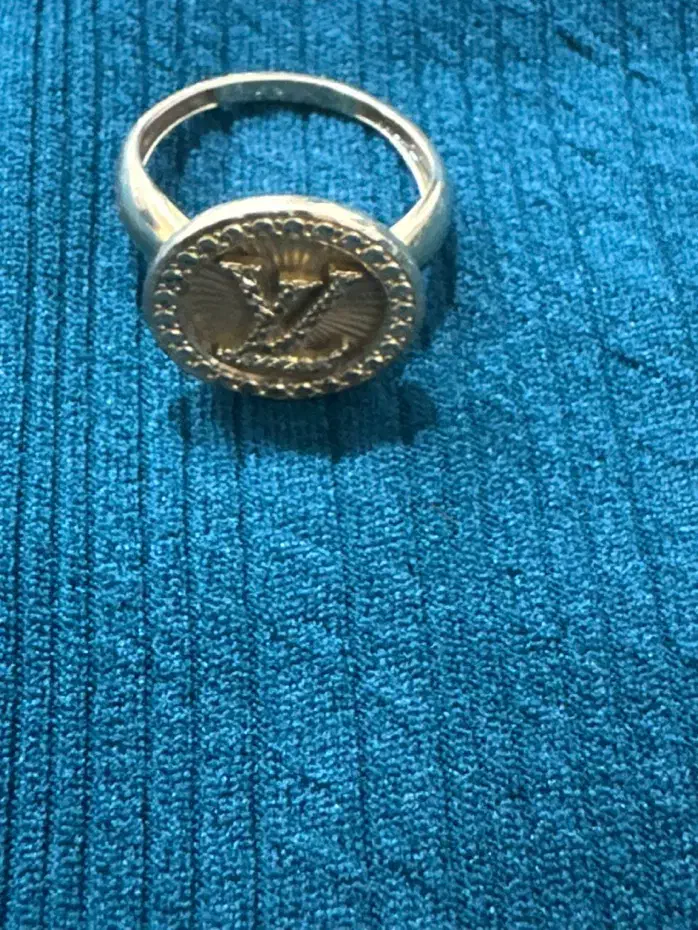 انگشتر طلا ۱۰۰ بالا تابلو|جواهرات|بندر کنگان, |دیوار