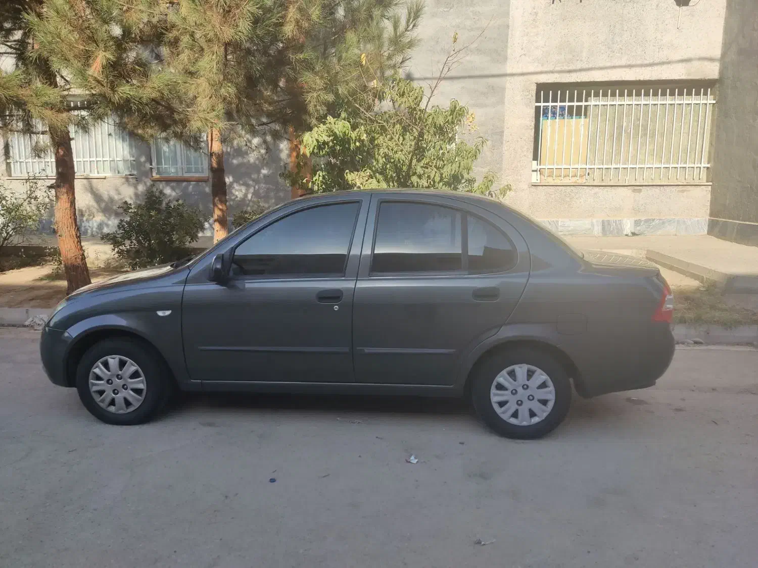 تیبا صندوقدار ۱۴۰۰بی رنگ|خودرو سواری و وانت|چهارباغ, |دیوار