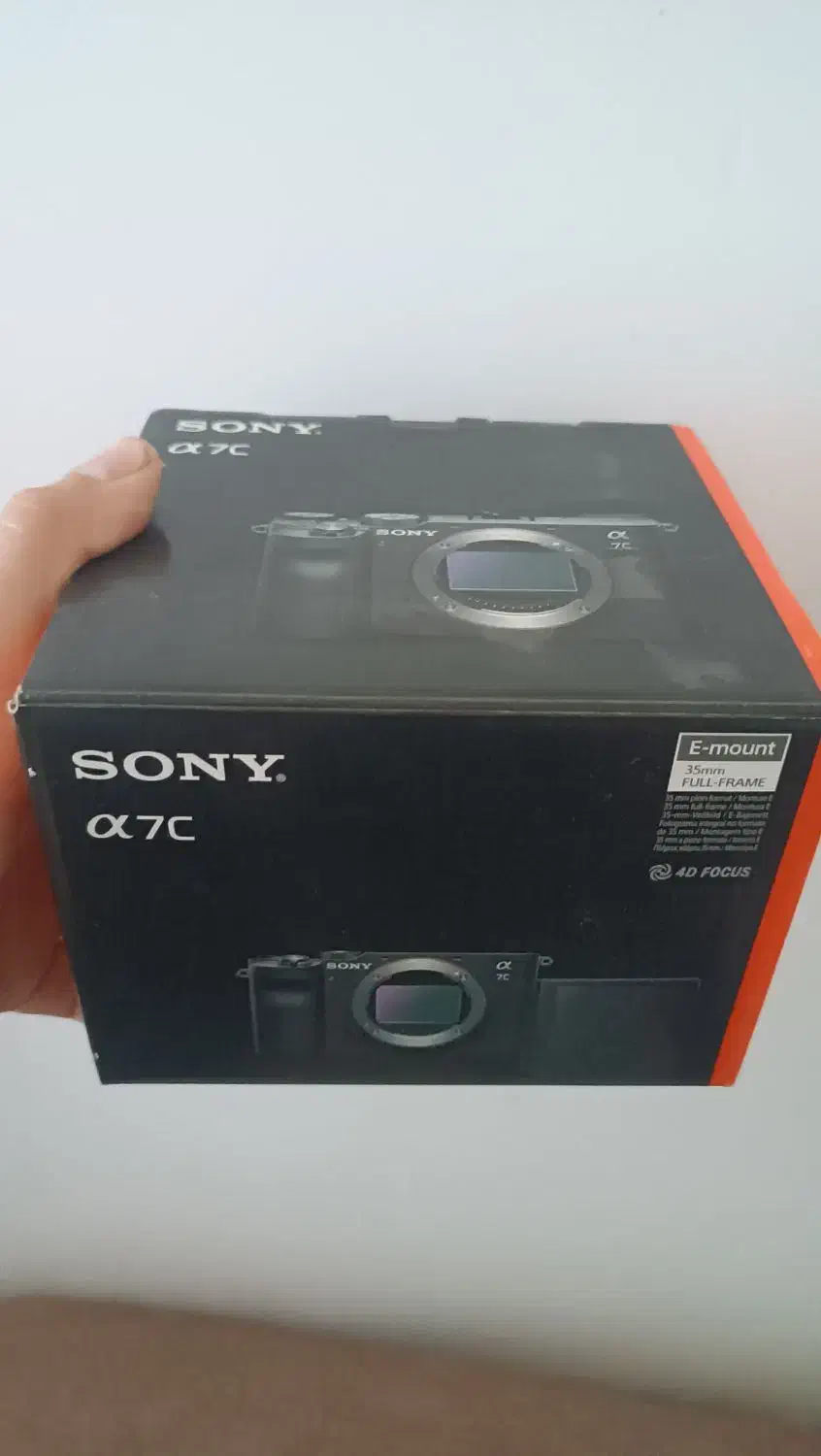 دوربین سونی a7c با لنز ۲۸ـ۶۰|دوربین عکاسی و فیلمبرداری|رشت, حومه رشت|دیوار