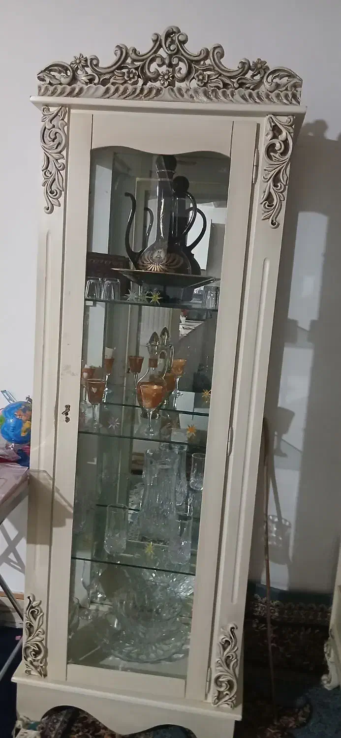 گنجه وساعت دیواری درحدود بدون خشونت یاشکستگی|بوفه، ویترین، کنسول|قوچان, |دیوار