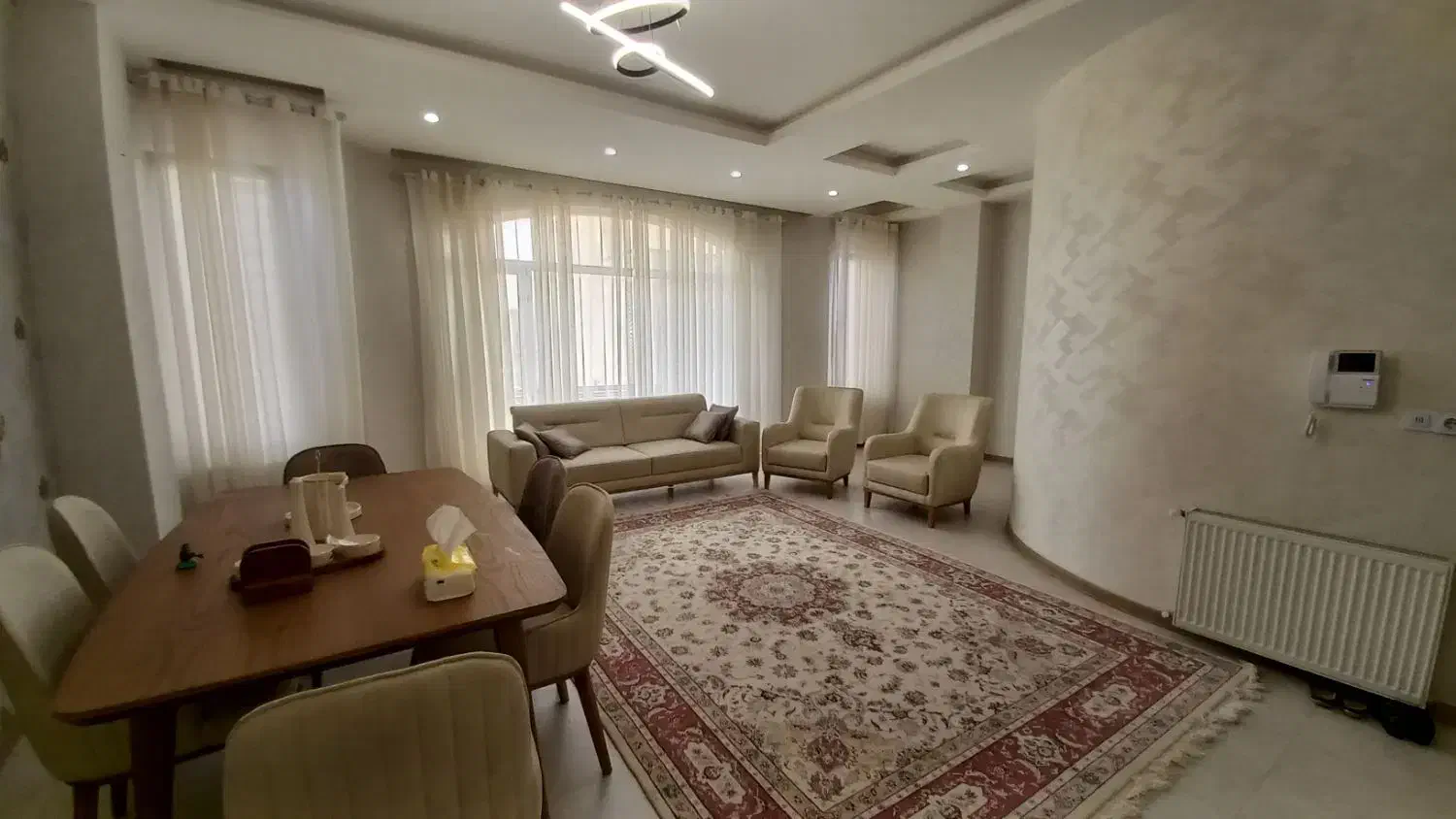 آپارتمان100متری/ تک‌واحدی/ تاپ‌لوکیشن/ فردوس‌شمالی|فروش آپارتمان|قزوین, |دیوار