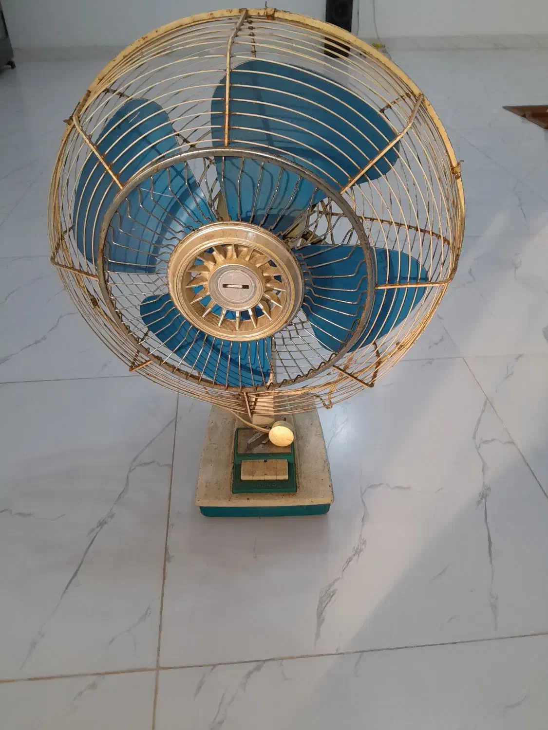 پنکه|کلکسیون اشیاء عتیقه|خمام, |دیوار