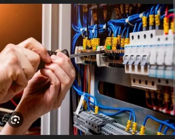 نیازمند شاگردیا برقکارنیمه ماهر یا جوشکار|استخدام صنعتی، فنی، مهندسی|قروه, |دیوار