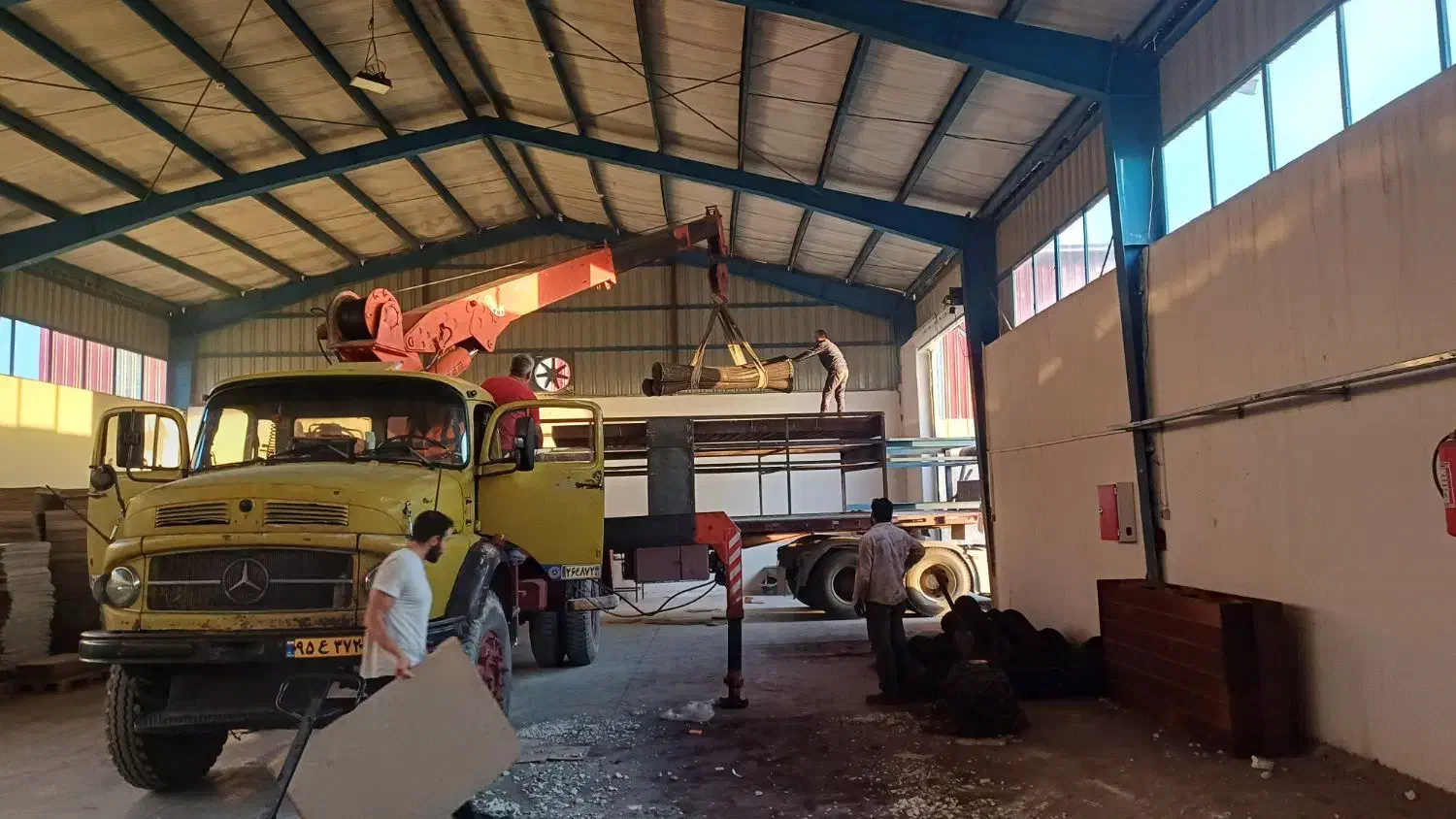 خدمات جرثقیل از یک تا دهتن.|خدمات حمل و نقل|ارومیه, |دیوار