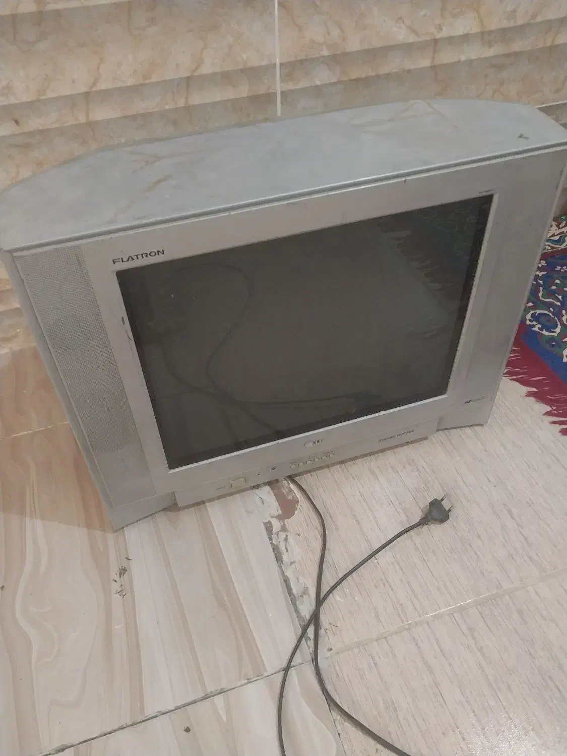 تلویزیون آل جی ۲۱ اینچ|تلویزیون و پروژکتور|زرین دشت (فارس), |دیوار