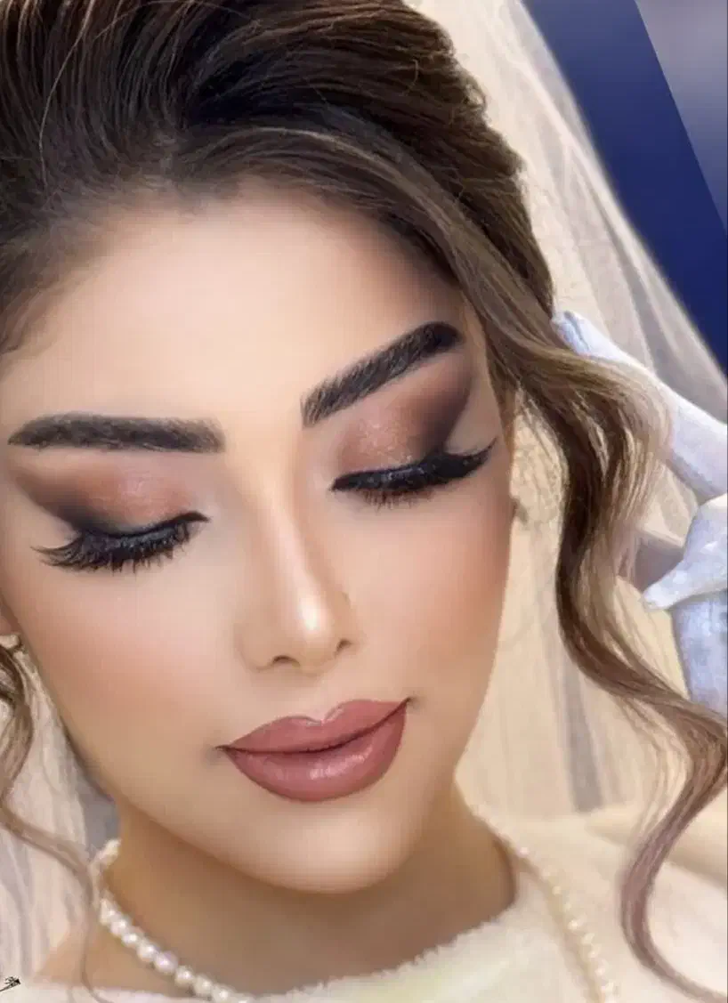 میکاپ و شنیون|خدمات آرایشگری و زیبایی|کوهدشت, |دیوار