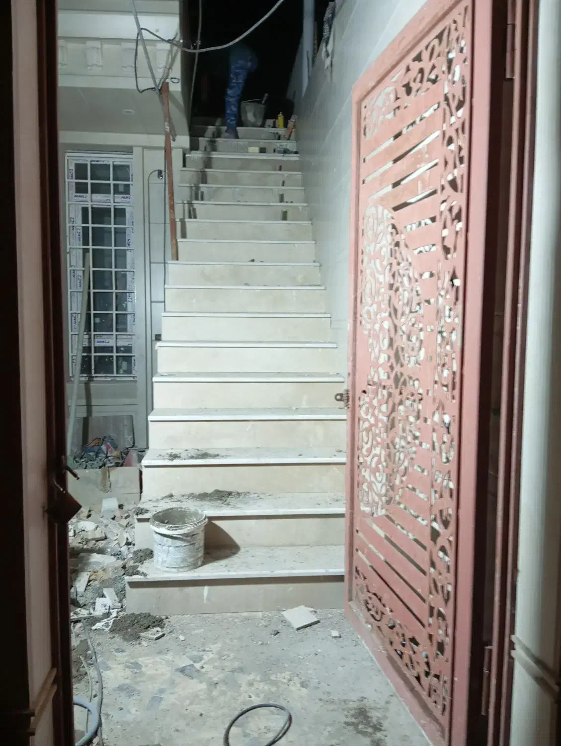 استادکار کاشی و سرامیک|خدمات پیشه و مهارت|دزفول, |دیوار