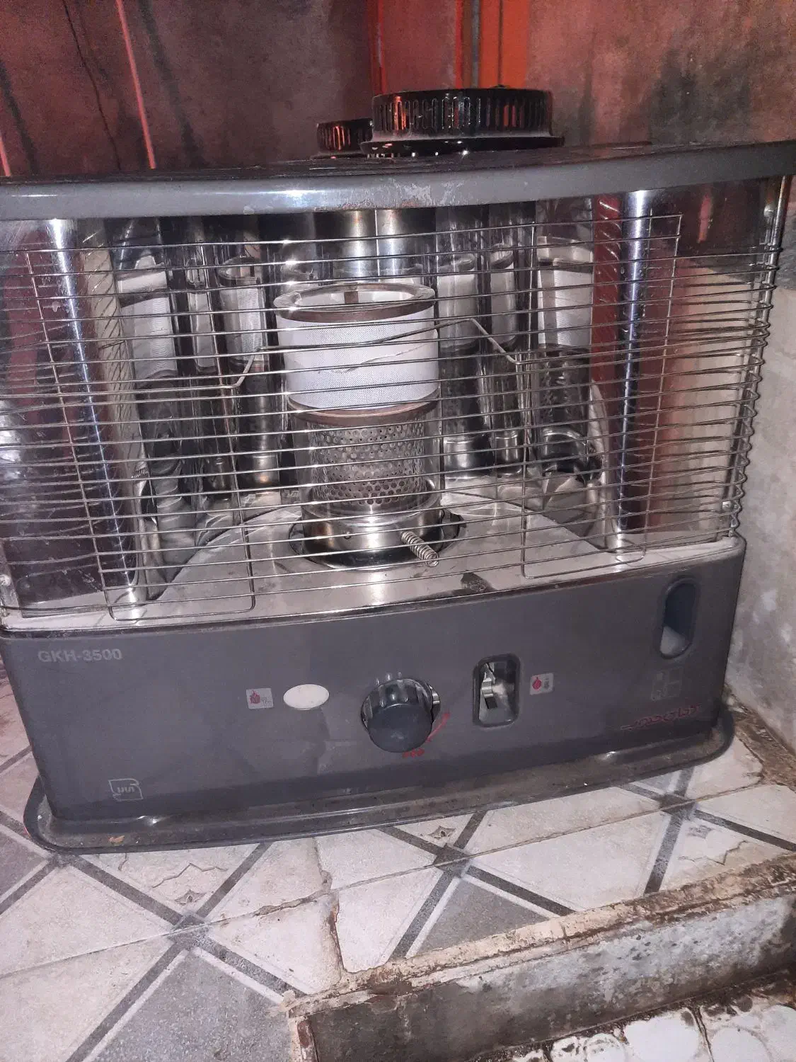 بخاری نفتی صندلی چرخدار|صندلی و نیمکت|زاهدان, |دیوار