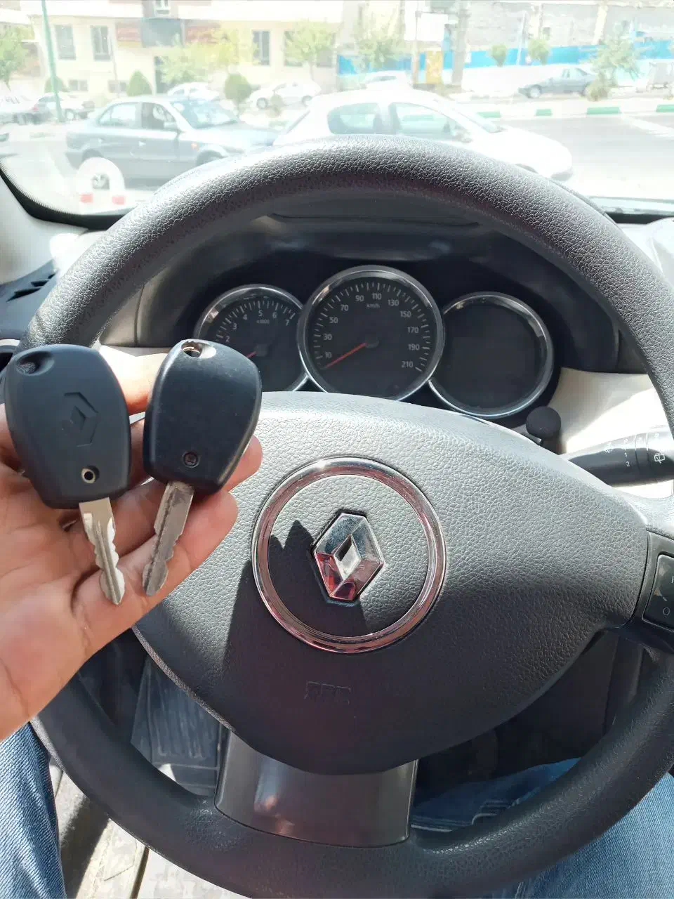 کلیدساز کلیدسازی سویچ سوییچ ماشین سیار پردیسان ۲۴|خدمات پیشه و مهارت|قم, پردیسان|دیوار