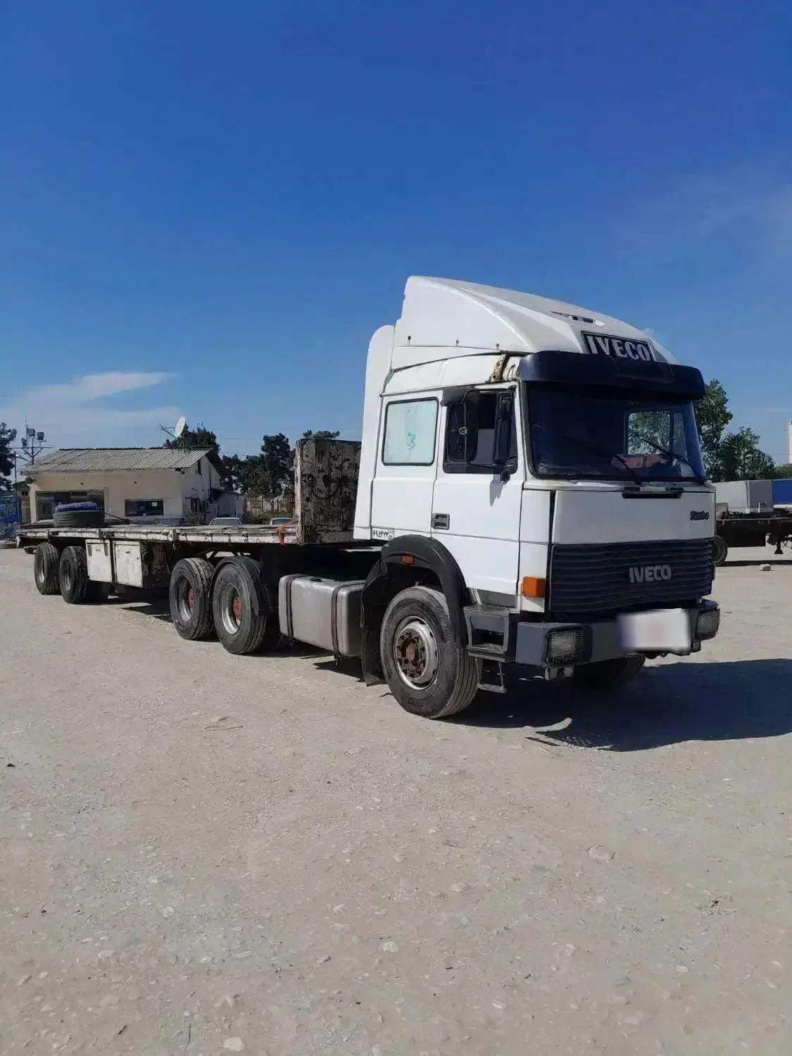 ایویکو ۳۳۰ کشنده مدل۷۱|خودرو سنگین|گرگان, |دیوار