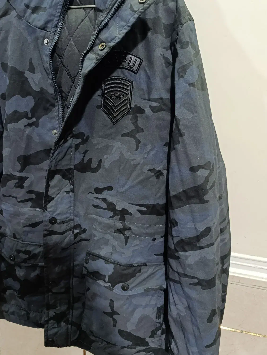 یک عدد کاپشن مردانه|لباس|شیراز, شهرک بهار|دیوار