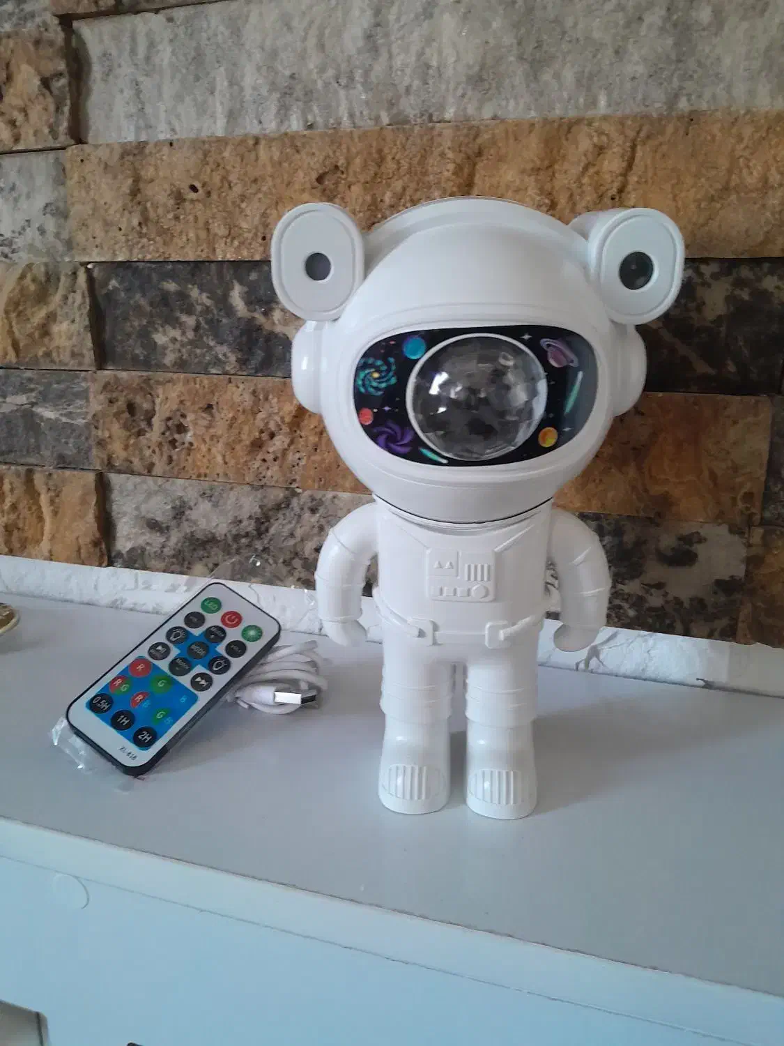 چراغ خواب فضانورد|چراغ خواب و آباژور|همدان, |دیوار