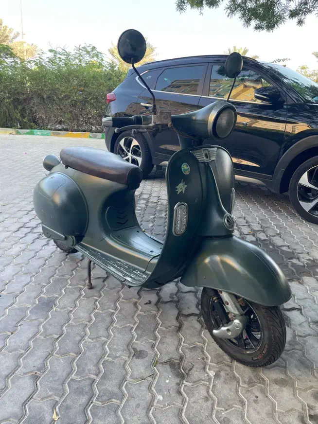 وسپا یشمی کارکرده|موتورسیکلت|کیش, |دیوار