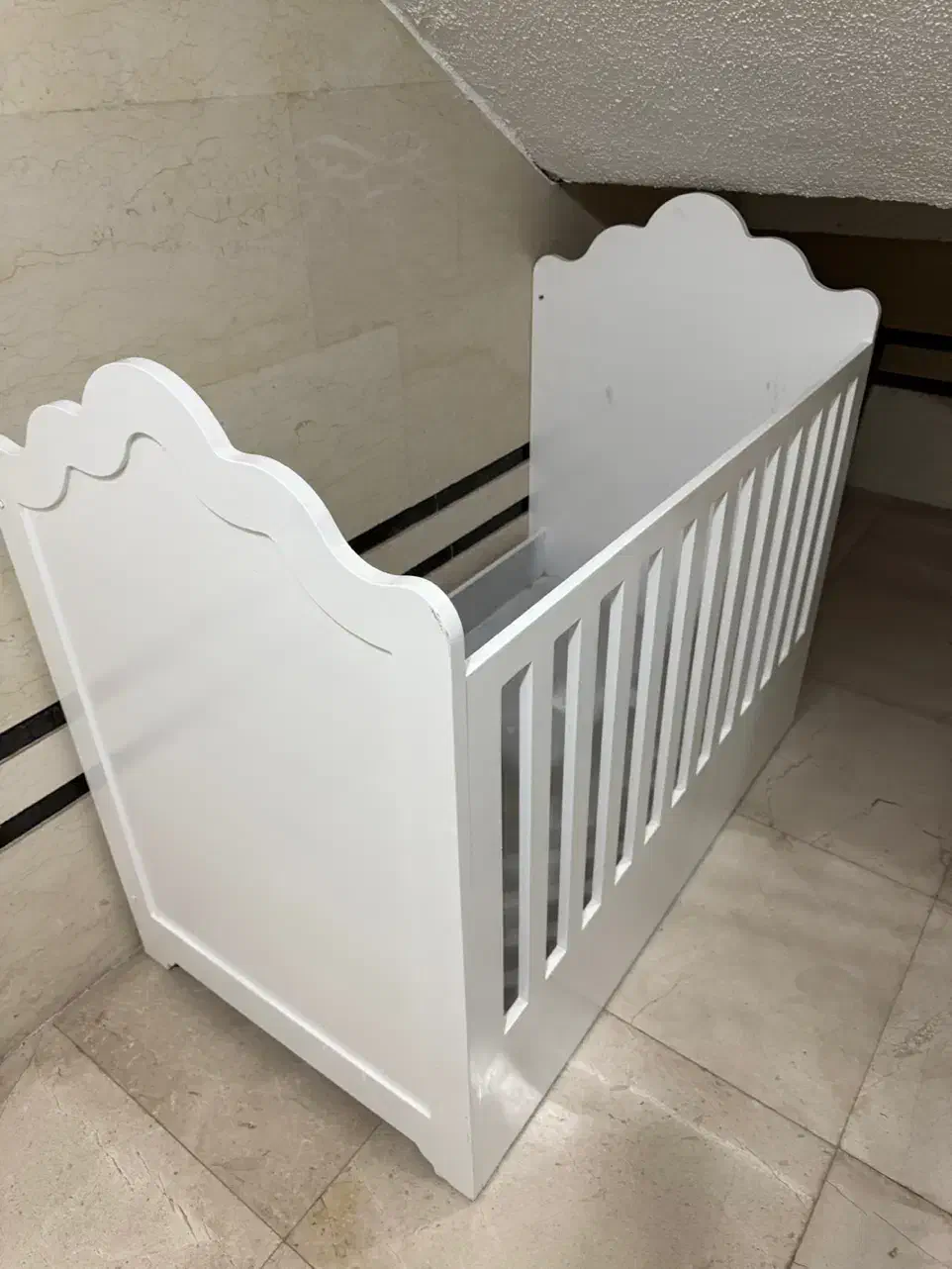 تخت کودک|تخت و سرویس خواب|رشت, بلوار گیلان|دیوار