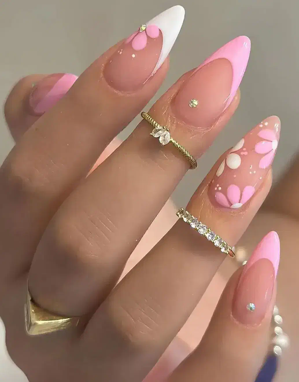 خدمات ناخن|خدمات آرایشگری و زیبایی|هشتگرد, شهرک ولیعصر (مهستان)|دیوار