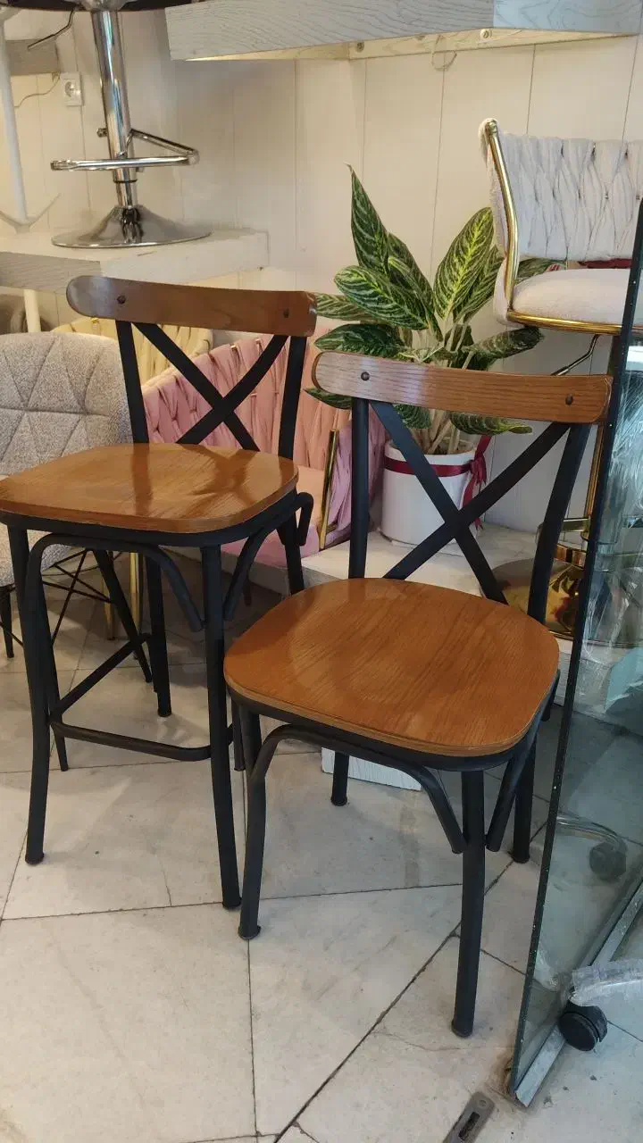 صندلی لهستانی|میز و صندلی غذاخوری|مشهد, گرجی علیا|دیوار