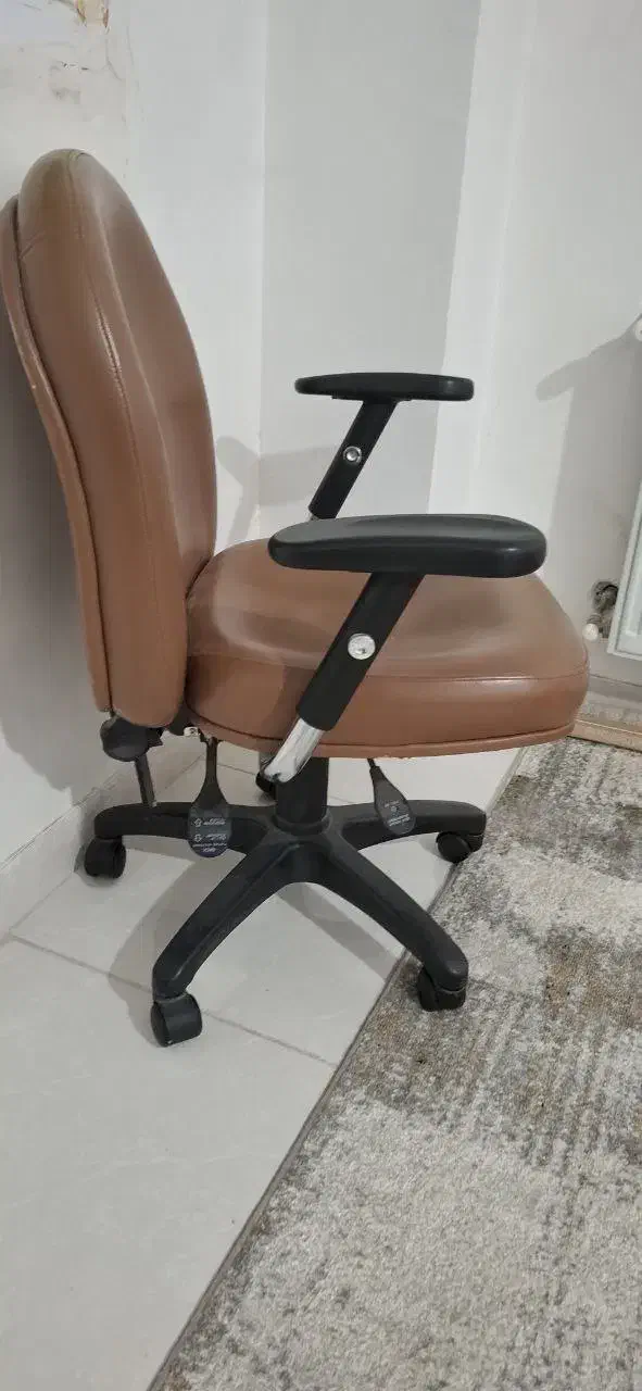 صندلی چرخدار|دفتر کار|کرمانشاه, |دیوار