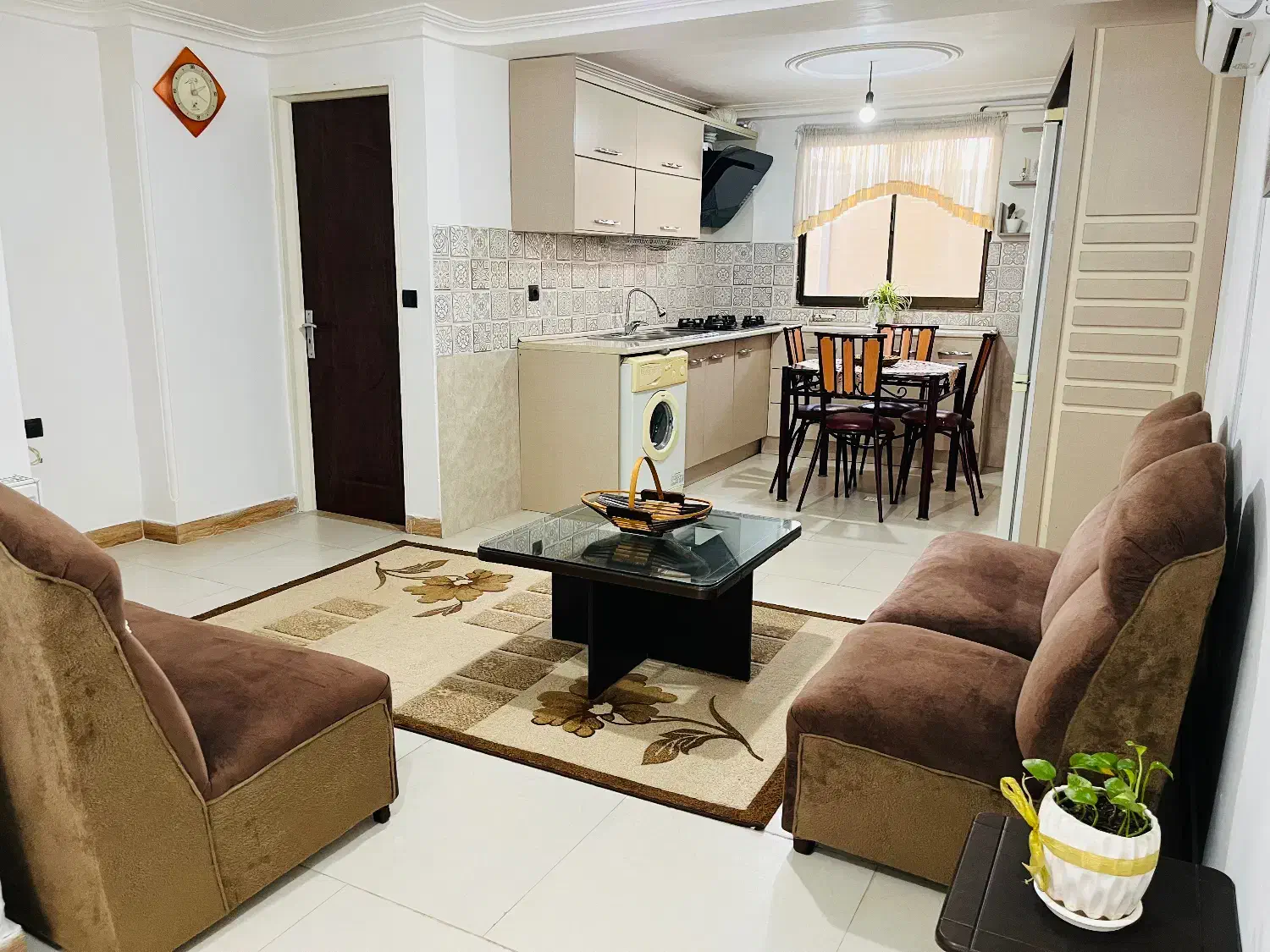 اجاره روزانه سوییت دربست در رشت|اجارهٔ کوتاه‌مدت آپارتمان و سوئیت|رشت, کوی یخ|دیوار