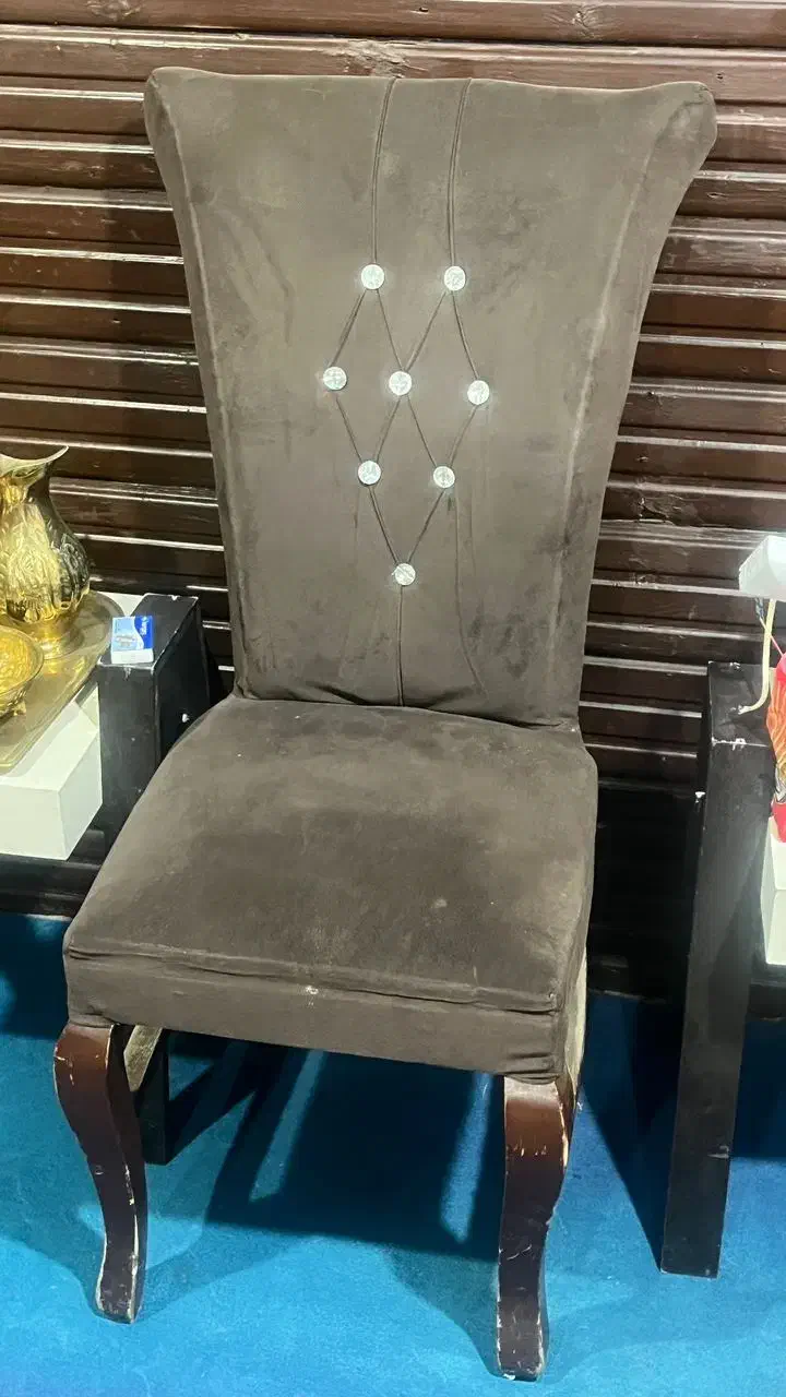 صندلی سالم|صندلی و نیمکت|لاهیجان, بوجایه|دیوار