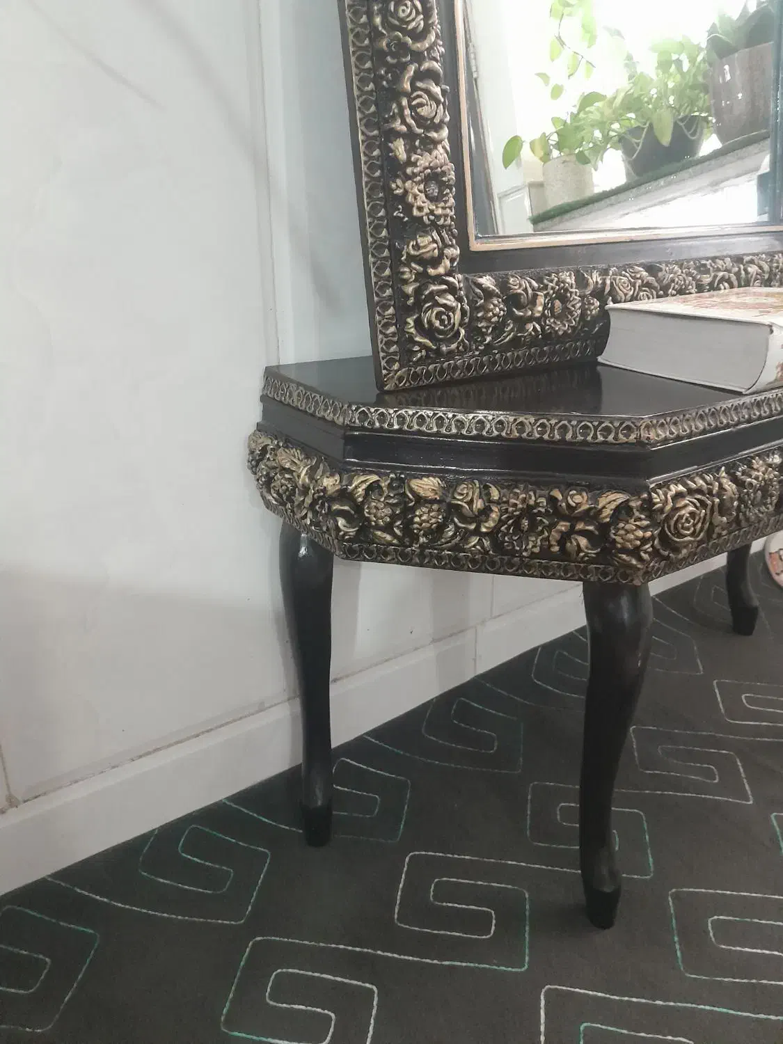 اینه قدی|آینه|قم, شهر قائم|دیوار