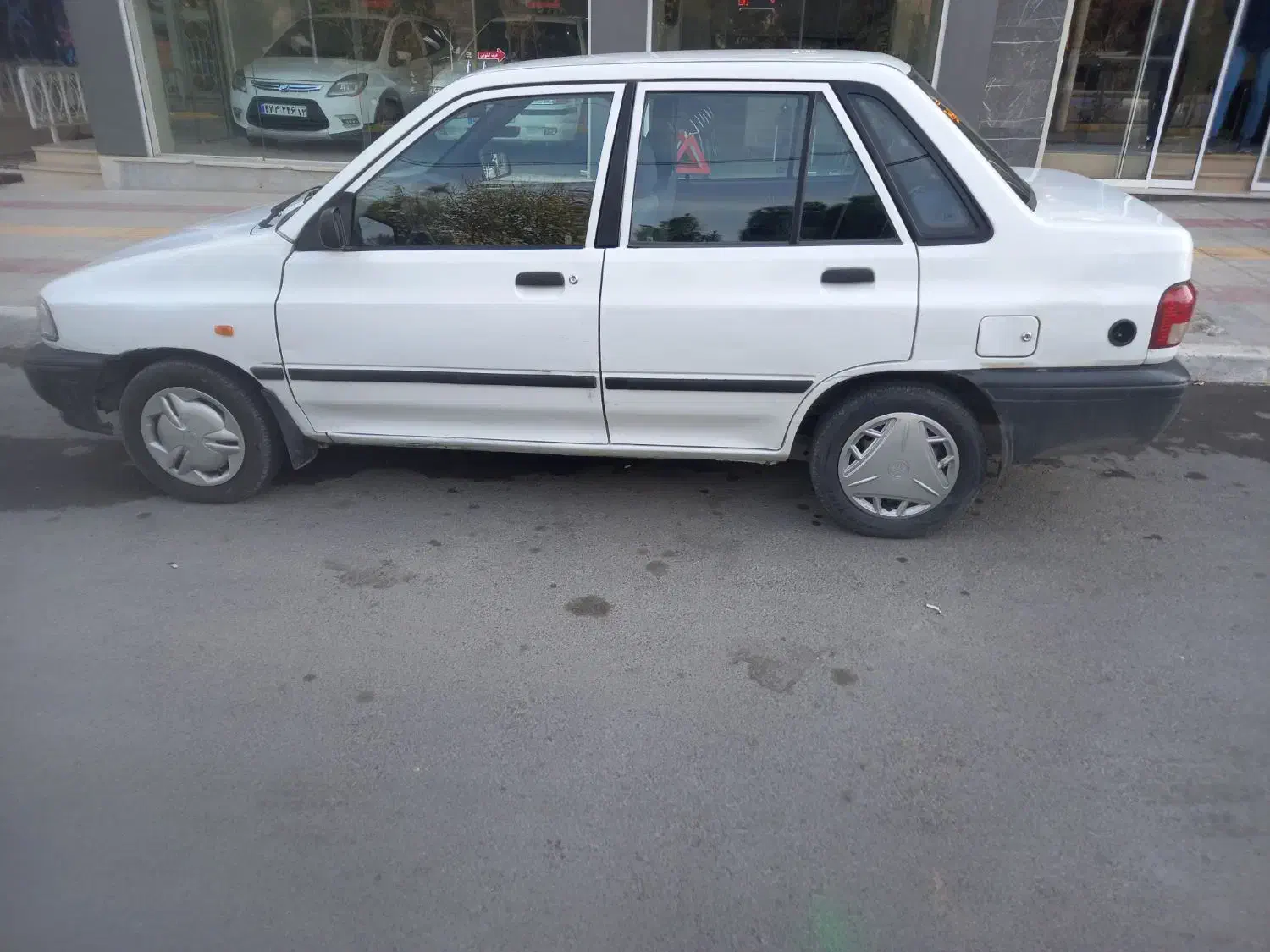 پراید۱۳۱|خودرو سواری و وانت|اصفهان, بهارستان|دیوار