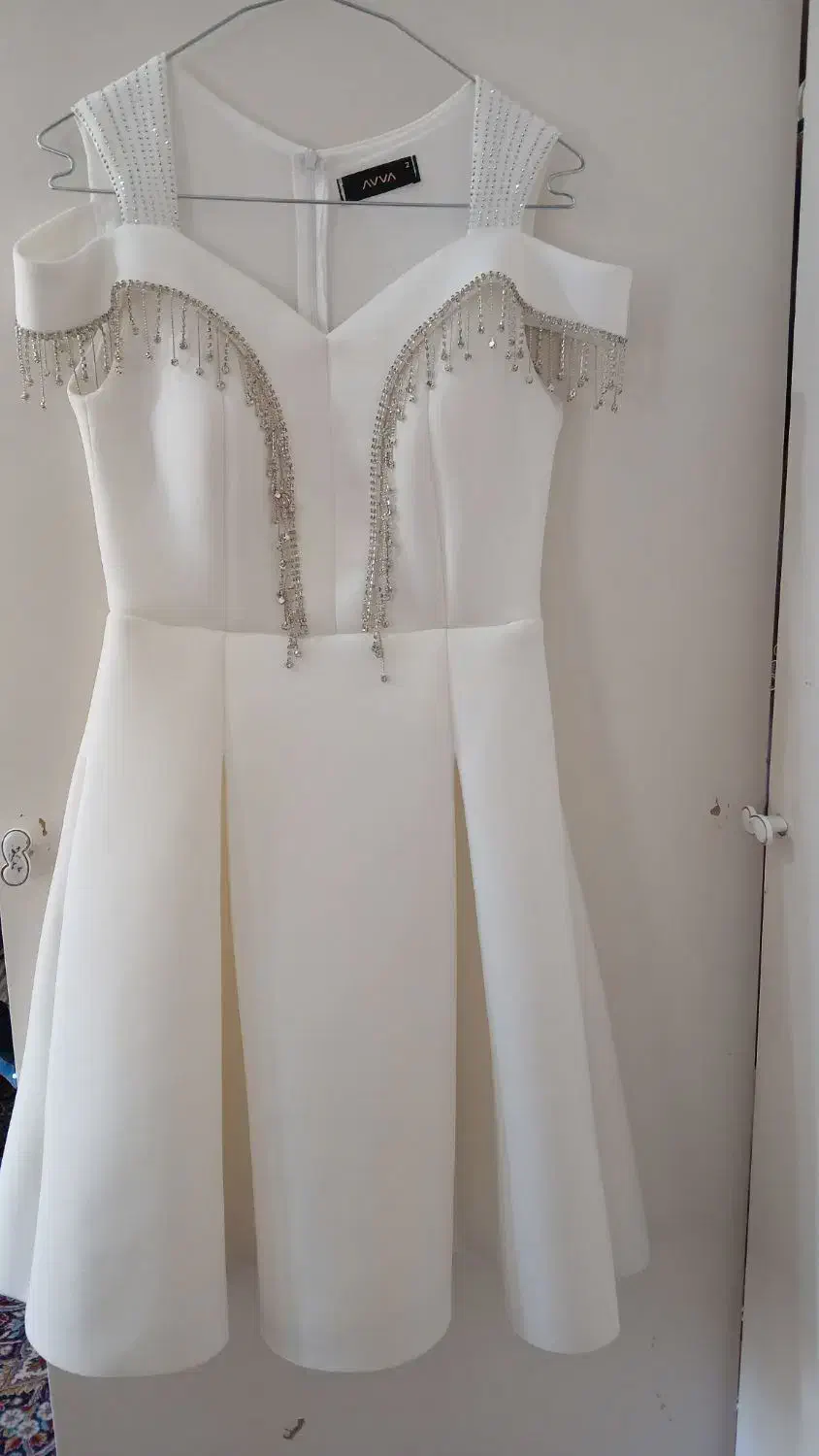 لباس مجلسی|لباس|گرگان, |دیوار