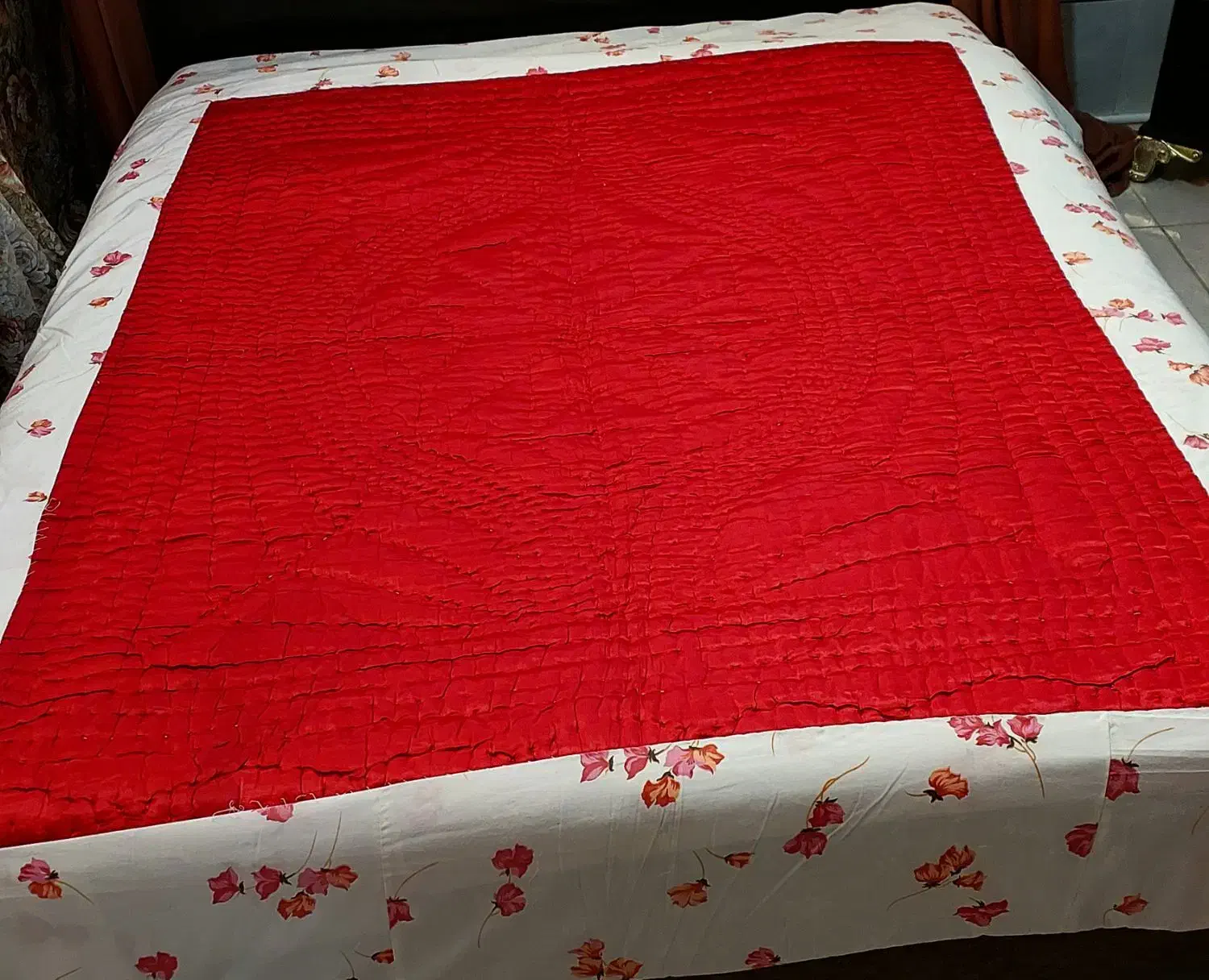 لحاف|رختخواب، بالش، پتو|محلات, |دیوار