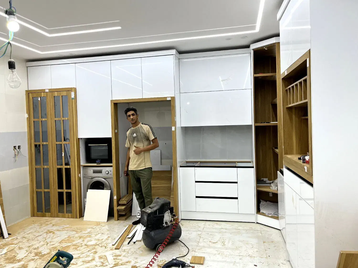 کارگاه تولید کابینت بصورت عمده با قیمت مناسب|مصالح و تجهیزات ساختمان|جهرم, |دیوار