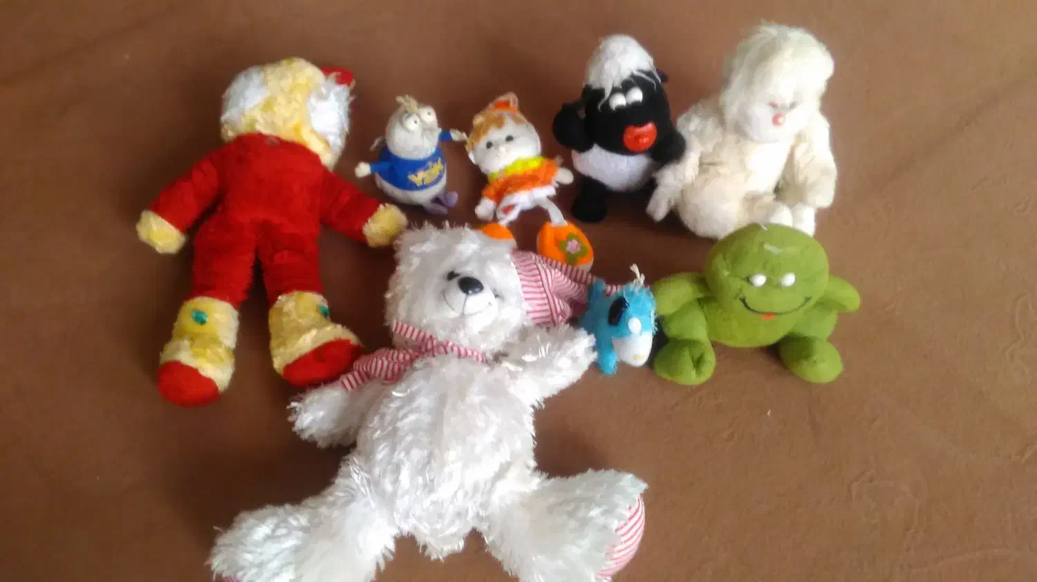 تعدادی عروسک|اسباب‌‌بازی|زنجان, |دیوار