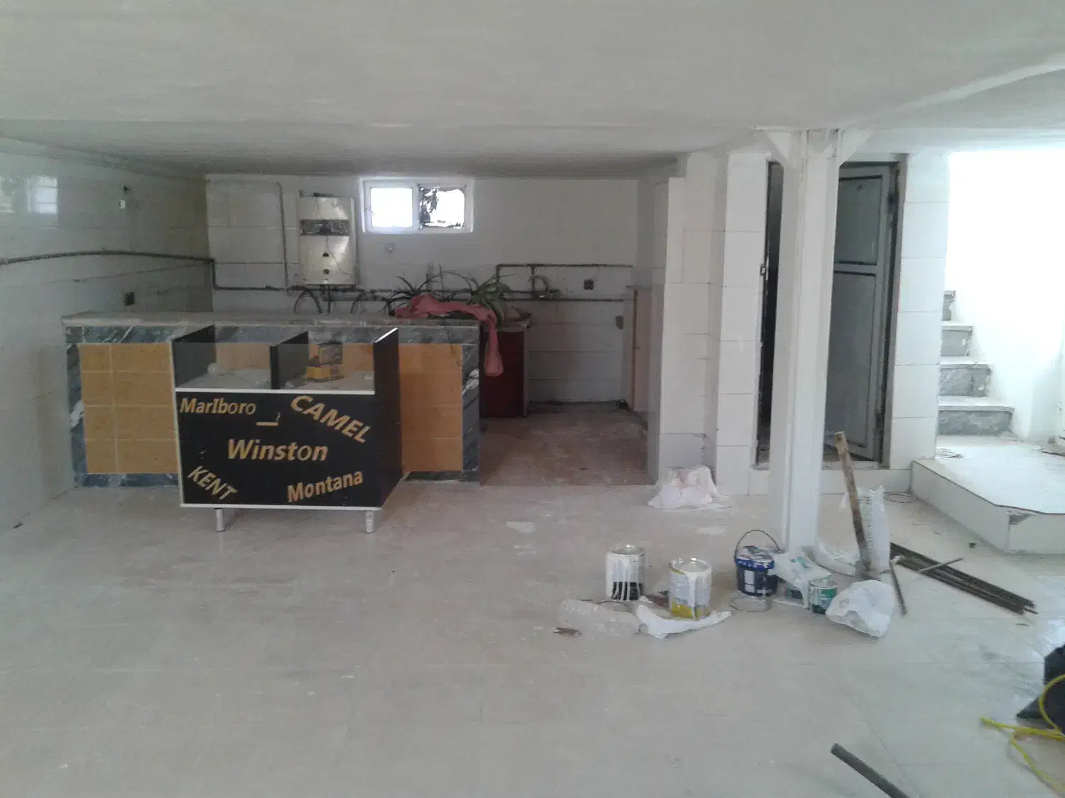 مغازه دور میدان ولیعصر|اجارهٔ مغازه و غرفه|ایوان, |دیوار