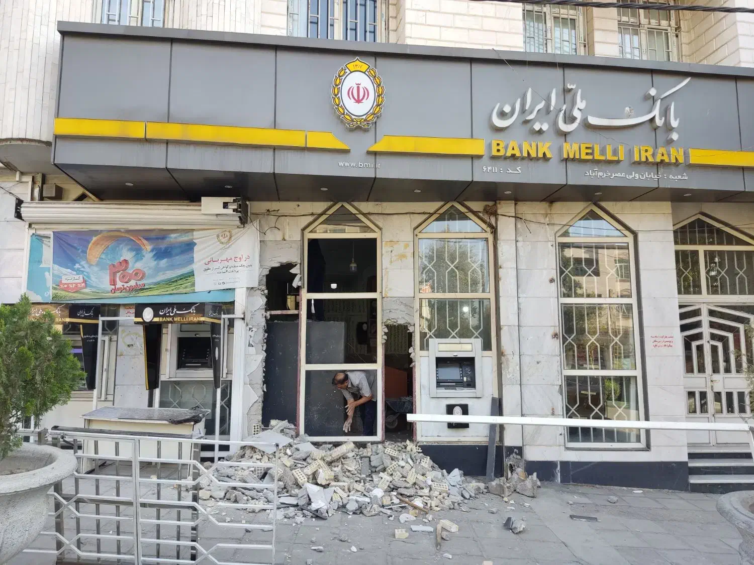 باز سازی و مرمت ساختمان|خدمات پیشه و مهارت|خرمآباد, |دیوار