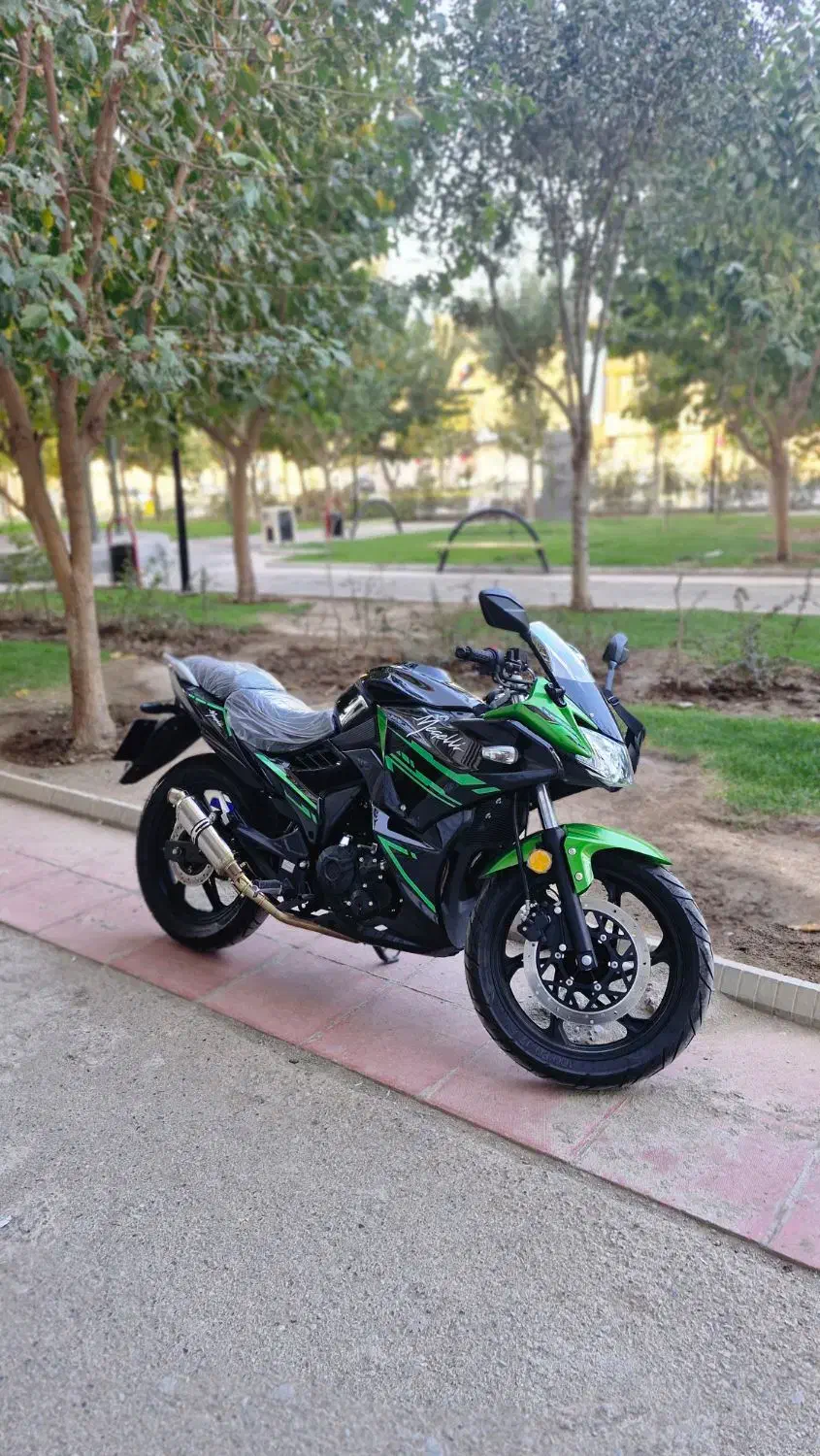 مگلی ۲۰۰|موتورسیکلت|فردیس, شهرک شهید حسینی|دیوار