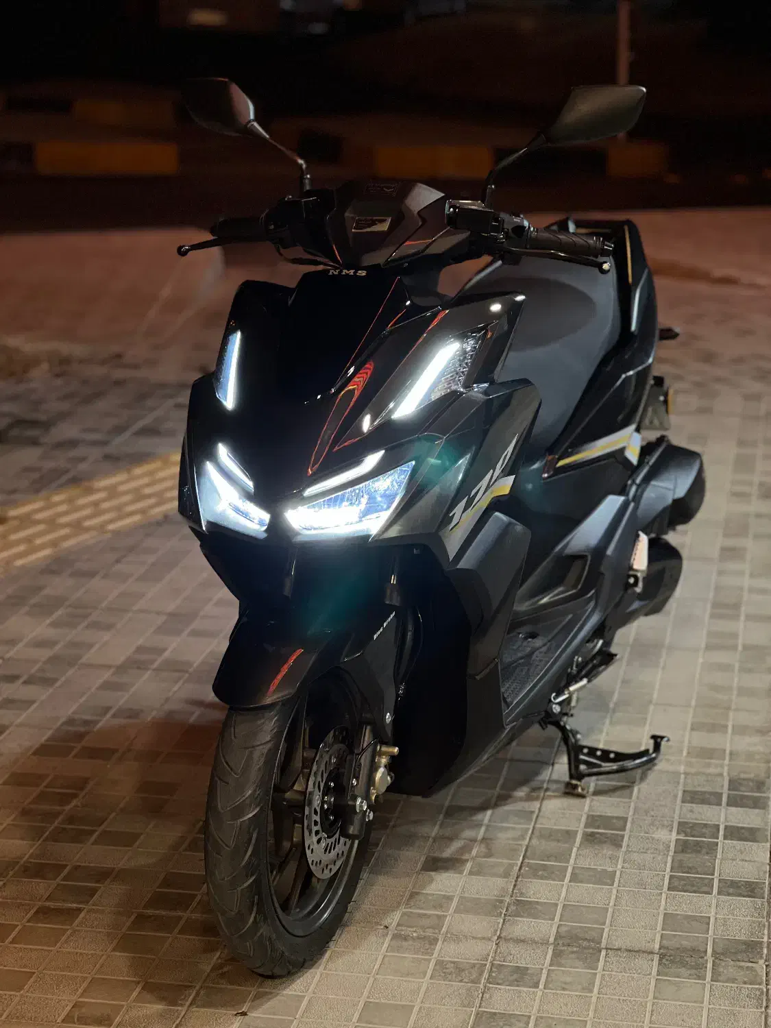 طرح کلیک واریو نیروموتور 170cc|موتورسیکلت|اصفهان, مهدی آباد|دیوار