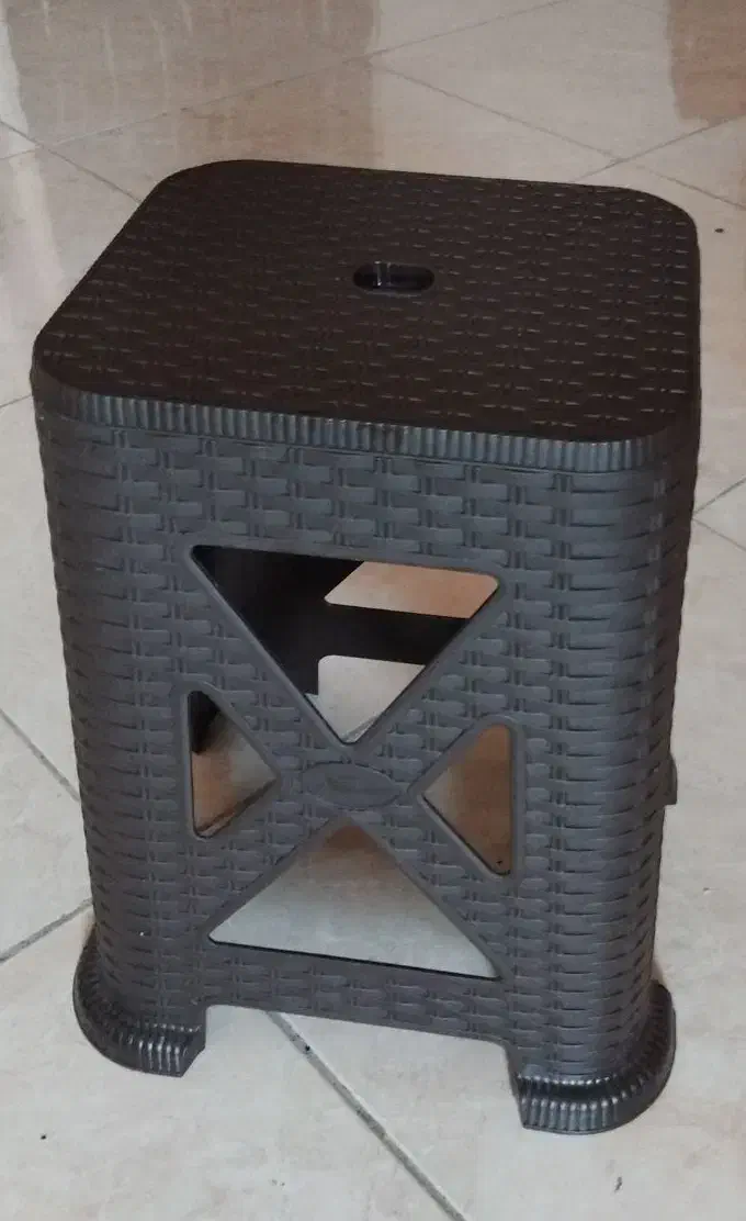 چهارپایه پلاستیکی|صندلی و نیمکت|گرگان, |دیوار