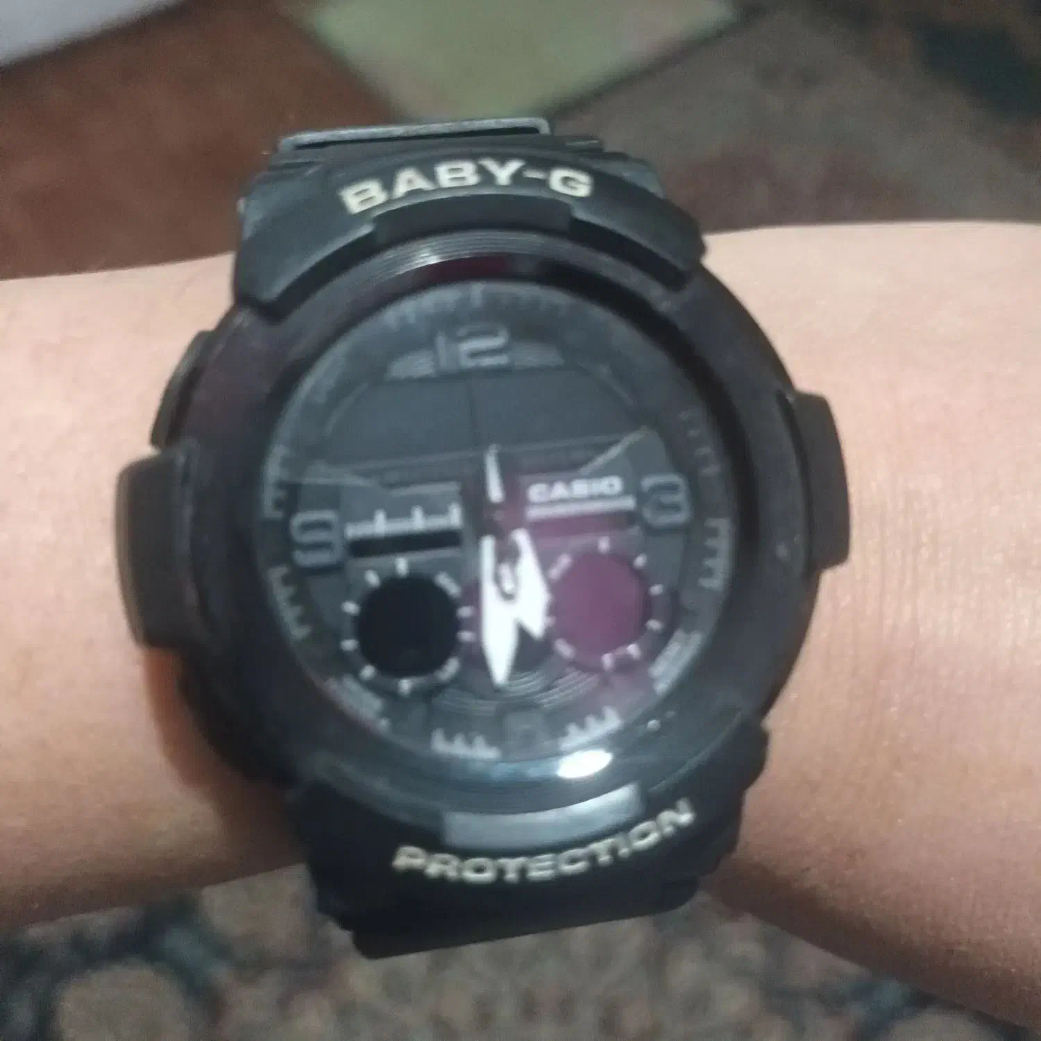 ساعت مچی تمیزو مرتب .۸۰۰ خریدم|ساعت|بجنورد, |دیوار