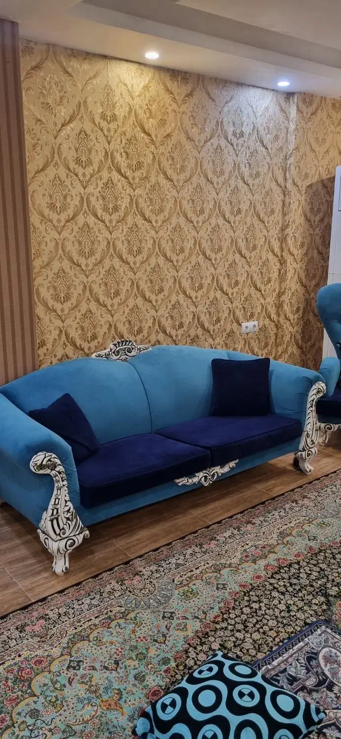 مبل 8نفره کلاسیک فوق العاده محکم و راحت|مبلمان خانگی و میز عسلی|اهواز, کمپلو شمالی|دیوار
