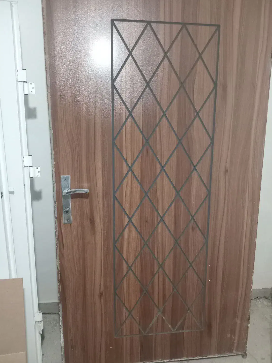 باسلام یک عدد درب ورودی  ویک عدد پنجره|مصالح و تجهیزات ساختمان|سنگر, |دیوار