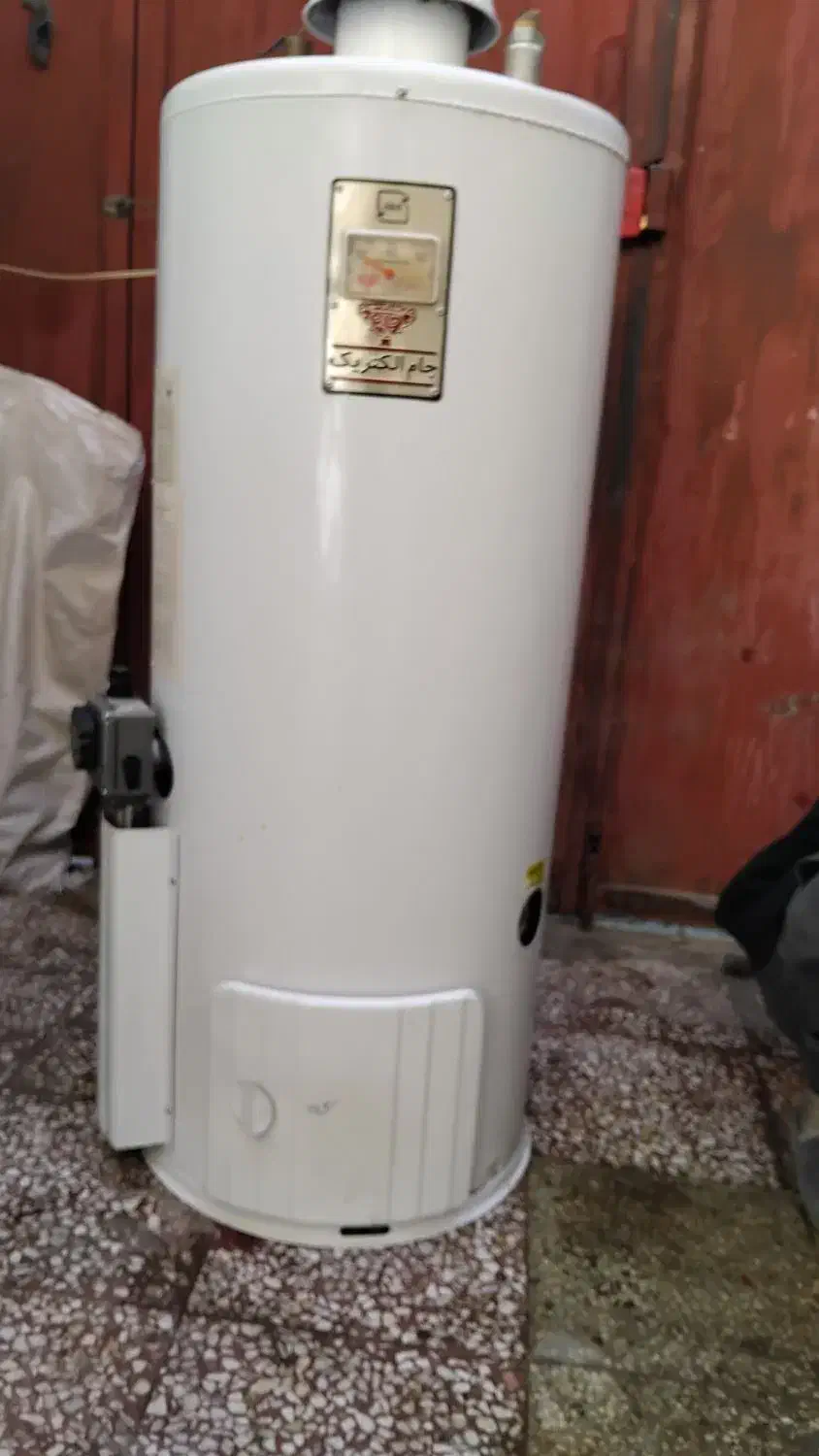 آبگرمکن زمینی 25 گالن جام الکتریک یک سال کارکرد|آبگرمکن، پکیج، شوفاژ|قم, قلعه کامکار|دیوار