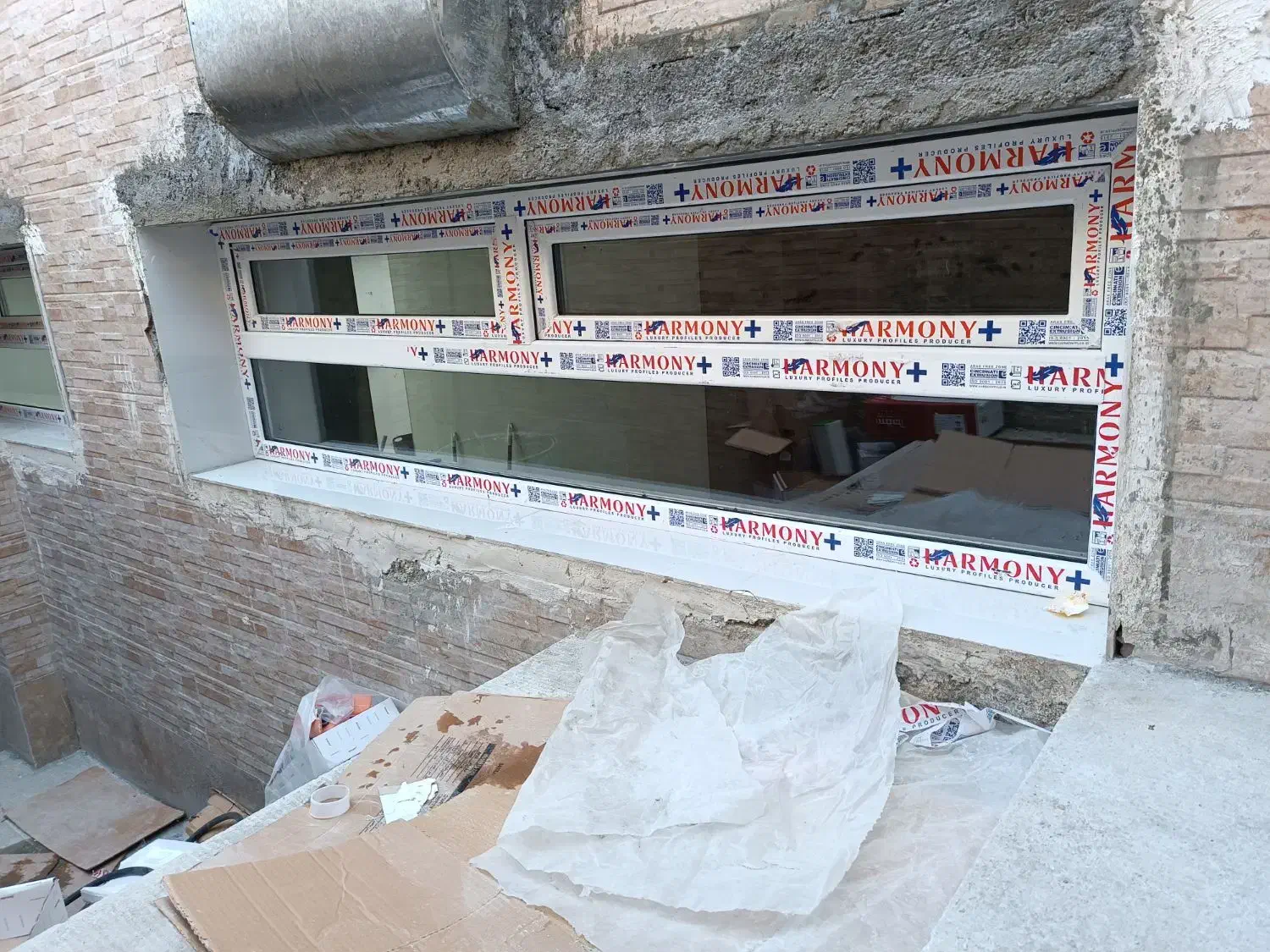 تعمیرات تخصصی درب و پنجره دوجداره|خدمات پیشه و مهارت|مشکین‌دشت, |دیوار