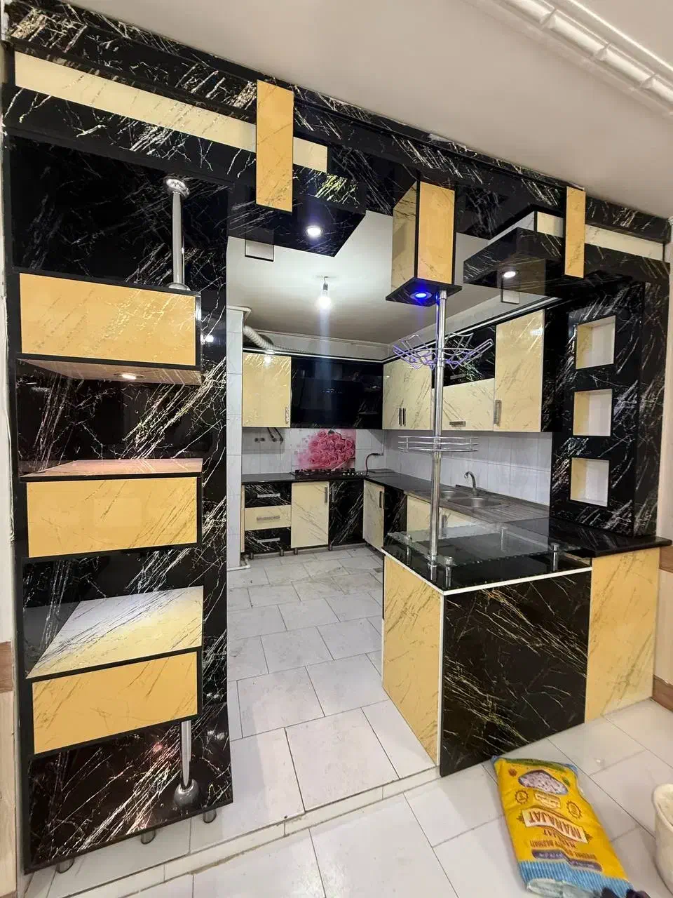 کابینت دست دوم هایگلس|مصالح و تجهیزات ساختمان|بیرجند, |دیوار